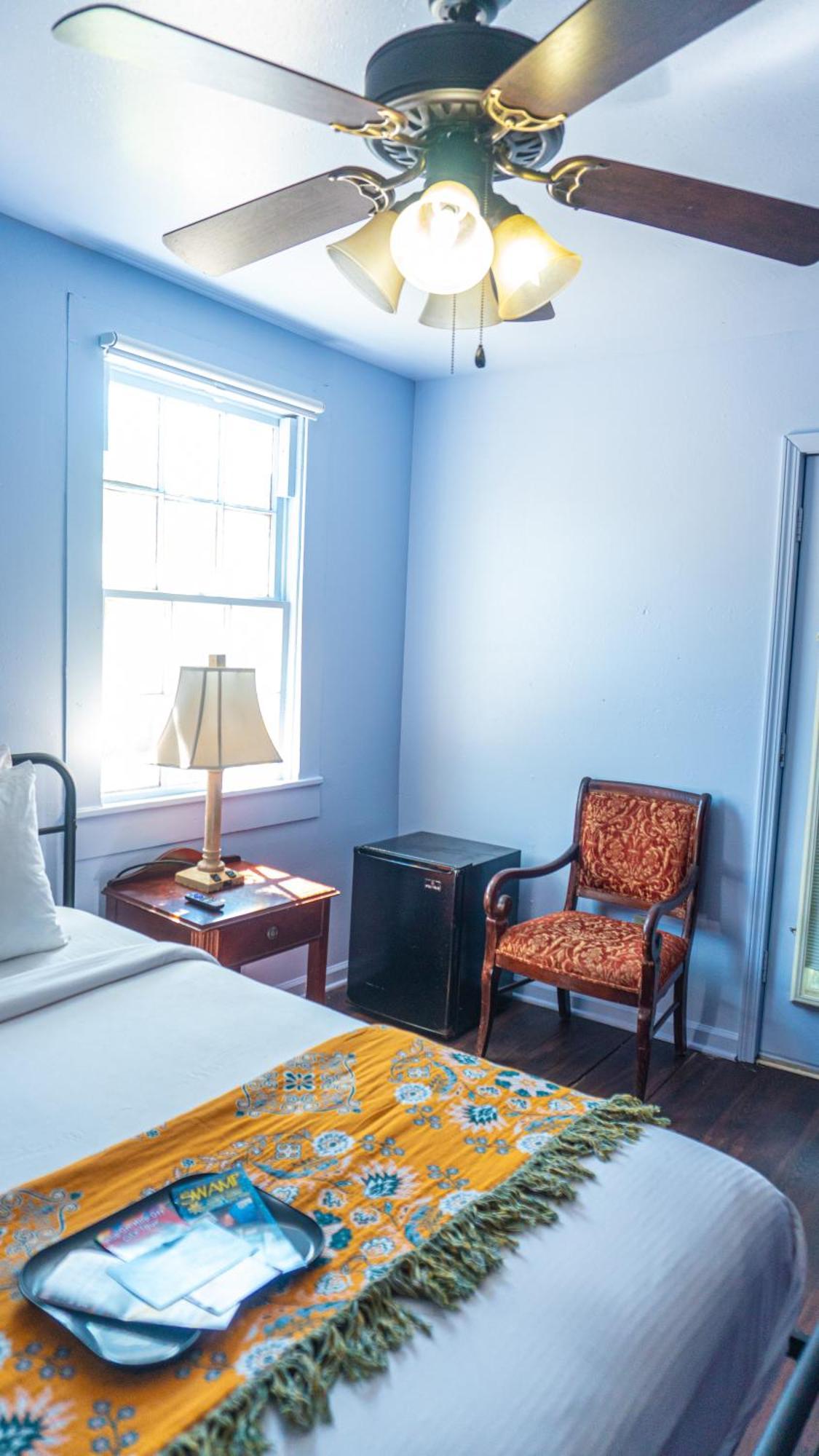 Deluxe Single Room