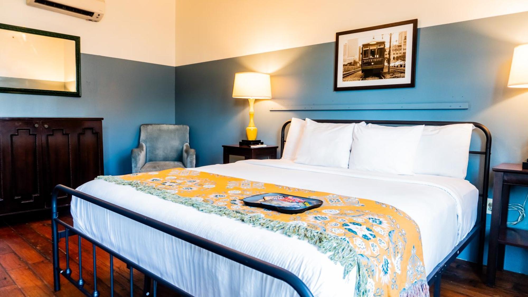 Deluxe Single Room