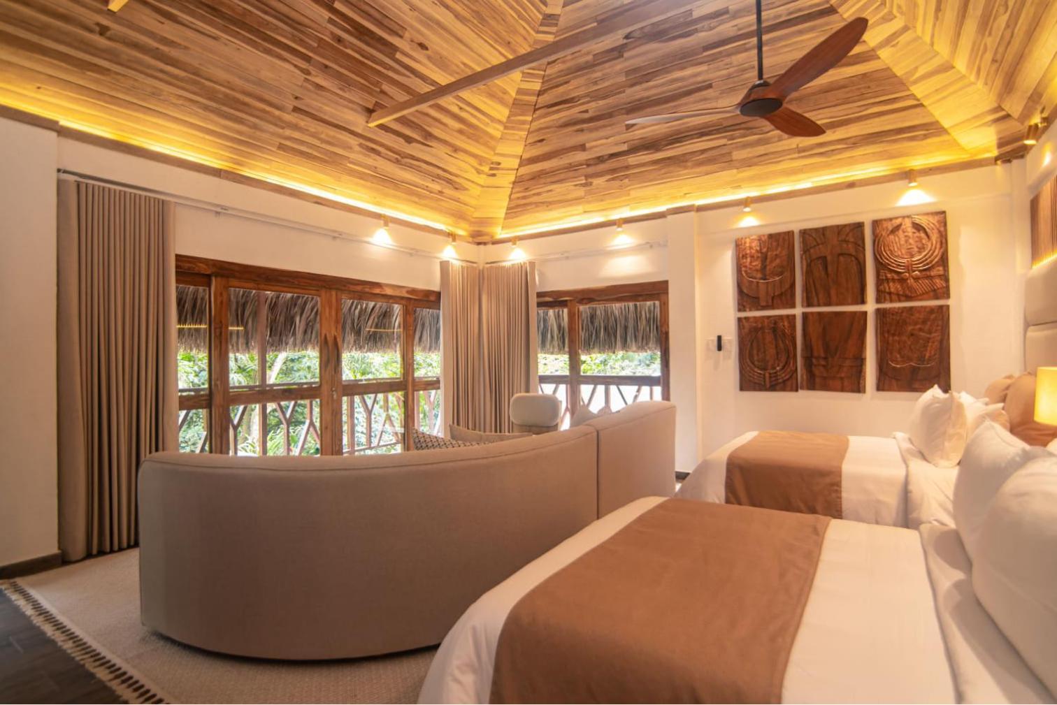 Deluxe Family Suite