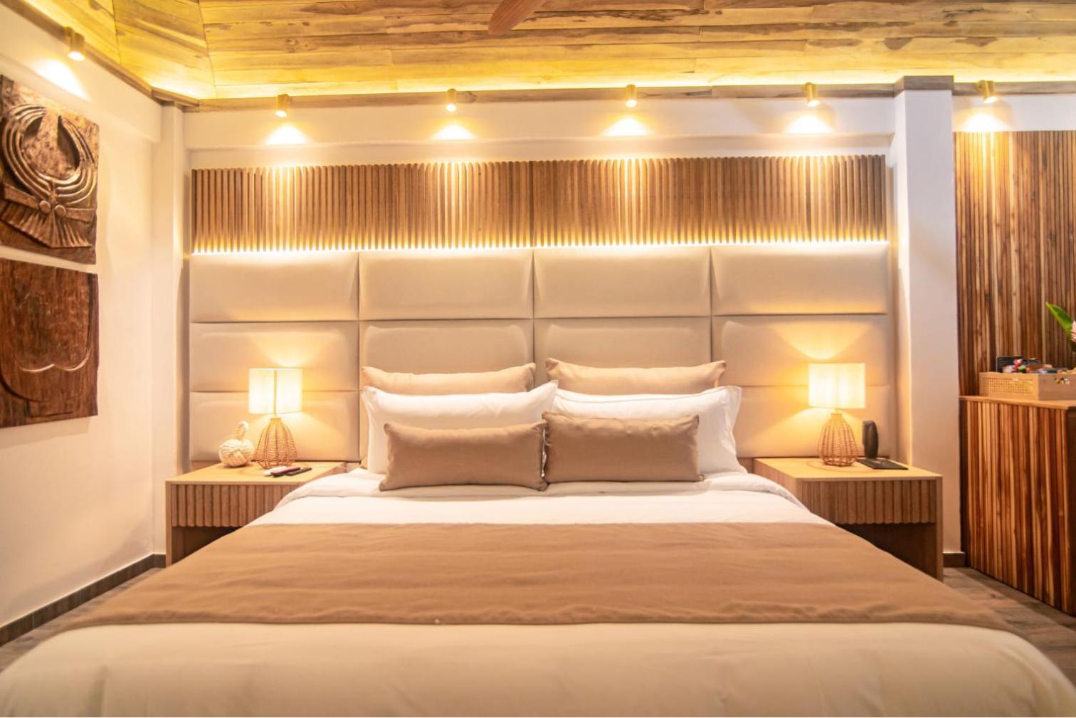 Deluxe Family Suite
