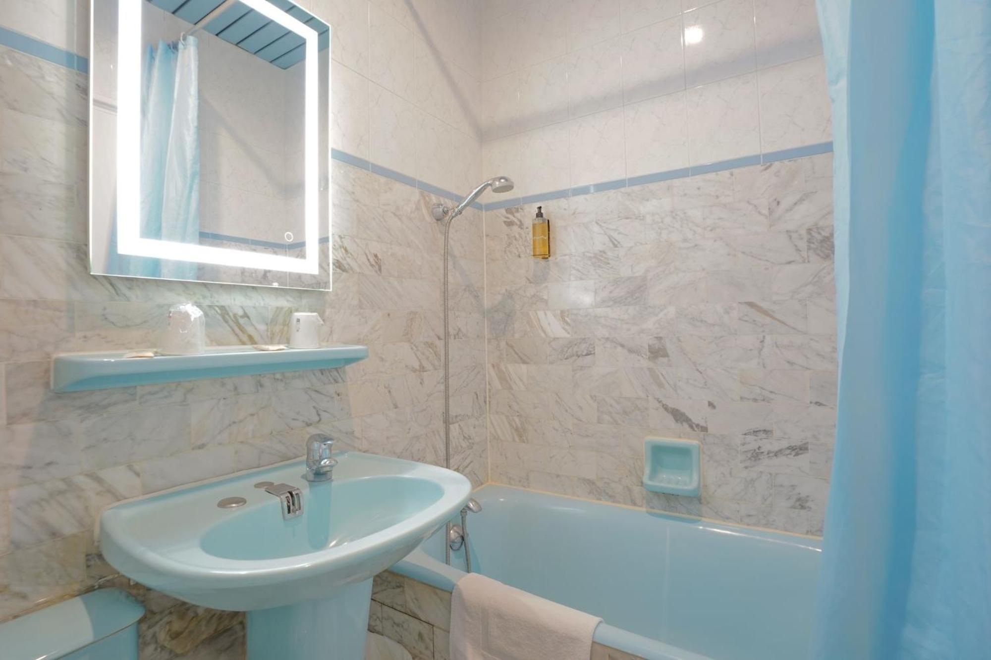 Comfort Twin Room