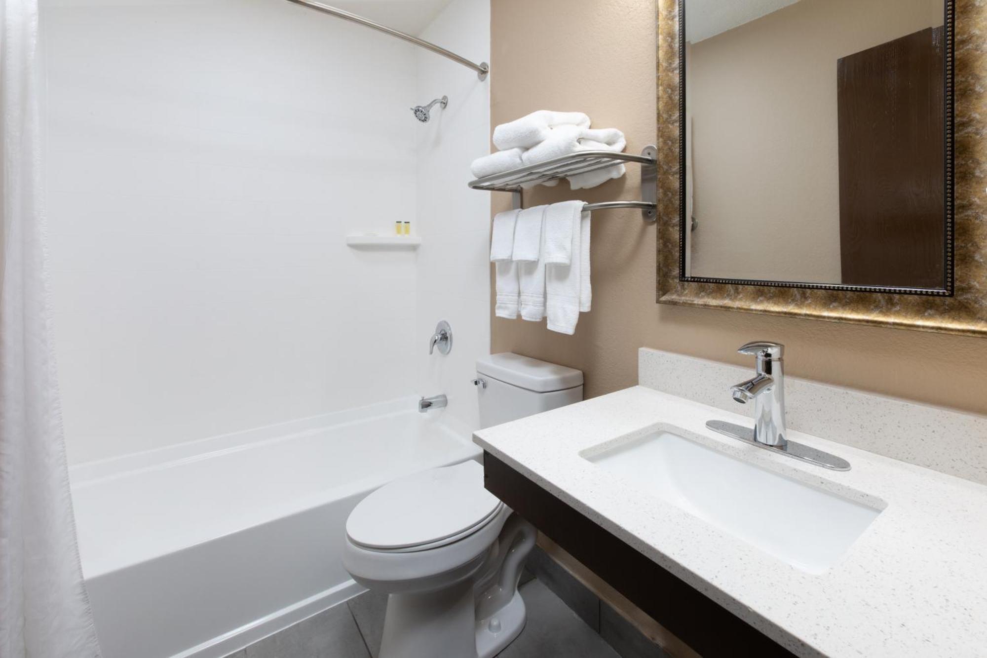 2 Double Beds Non-Smoking