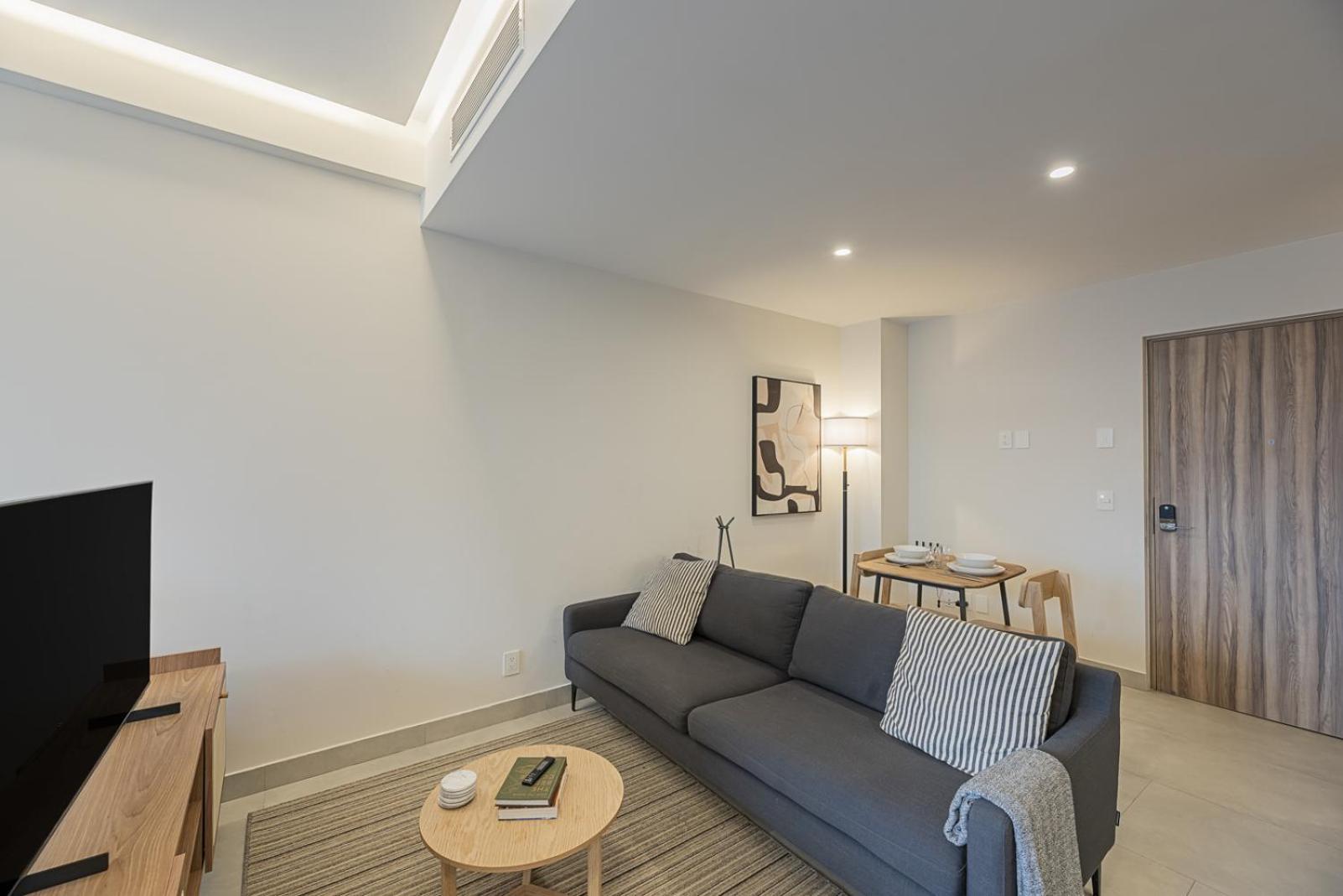 Studio Apartment
