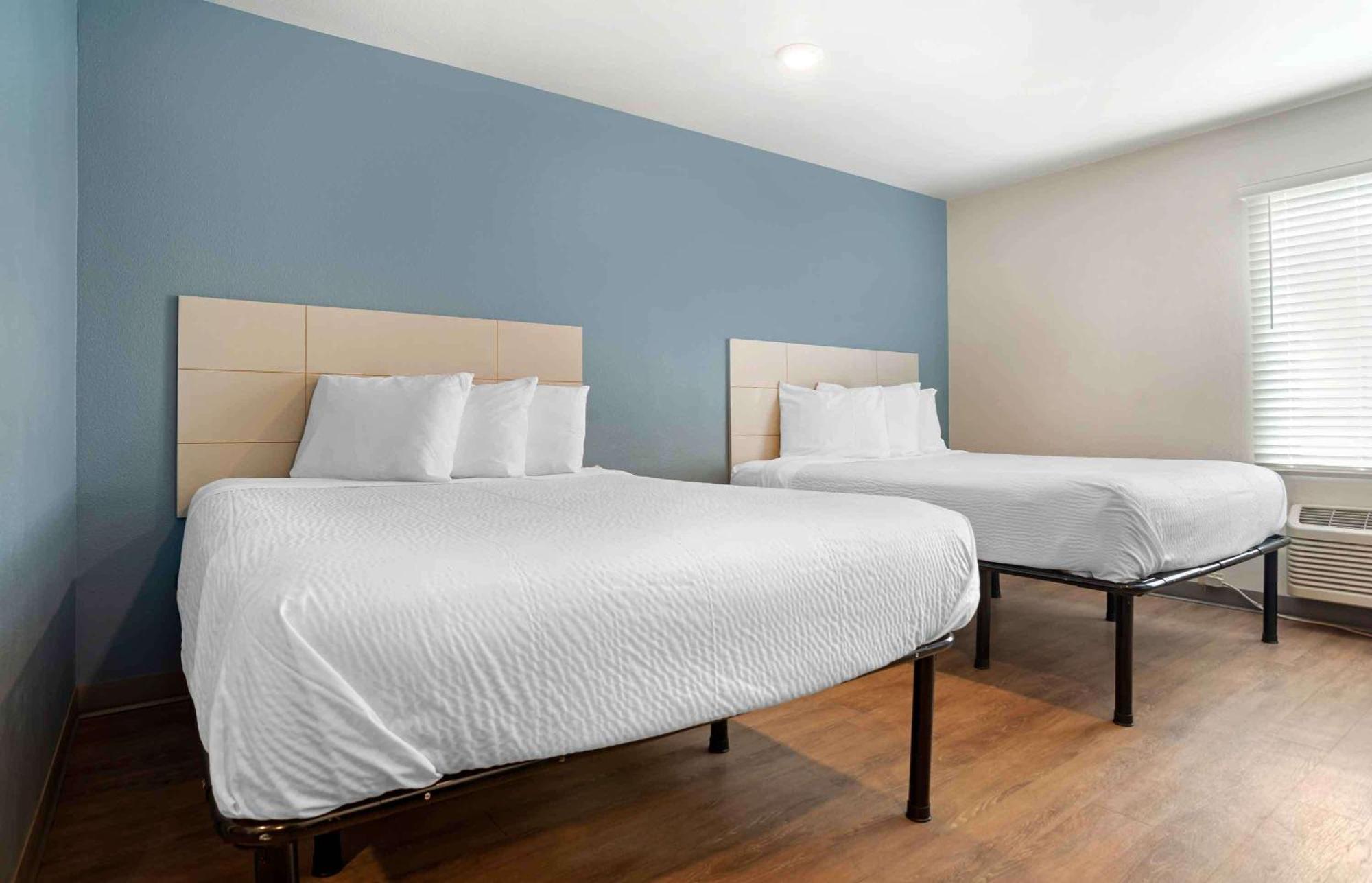 Queen Suite Two Queen Beds Non-Smoking