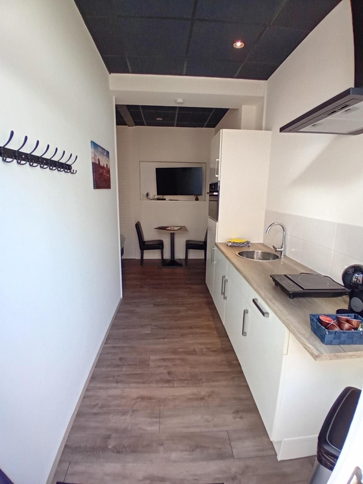 Twin Room Private Bathroom