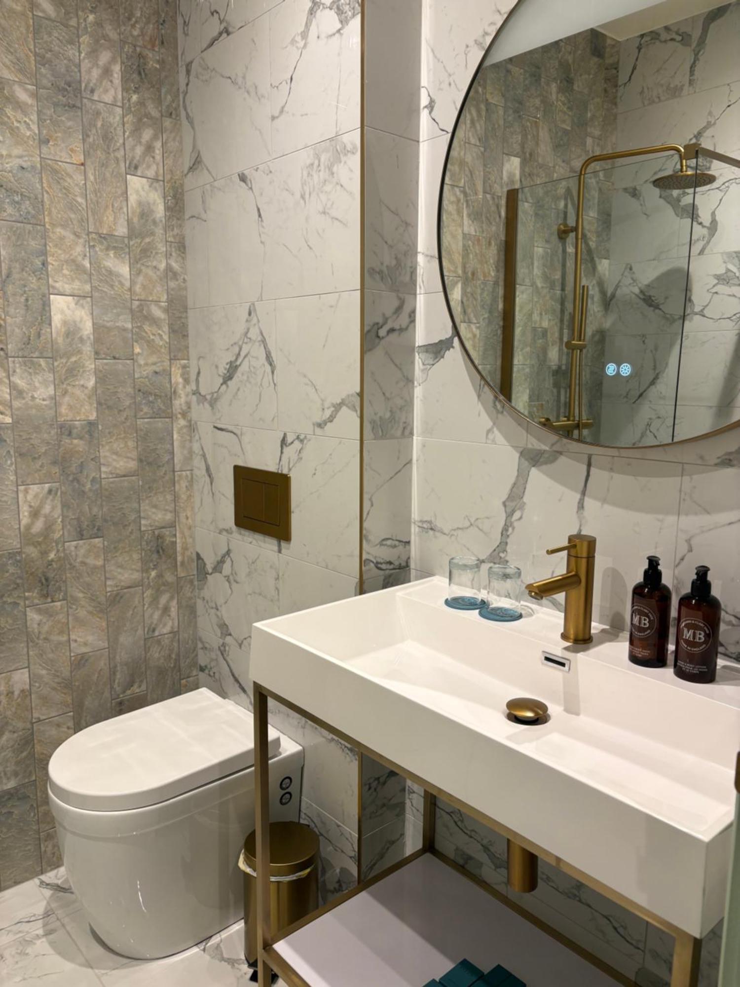 Continental Suite