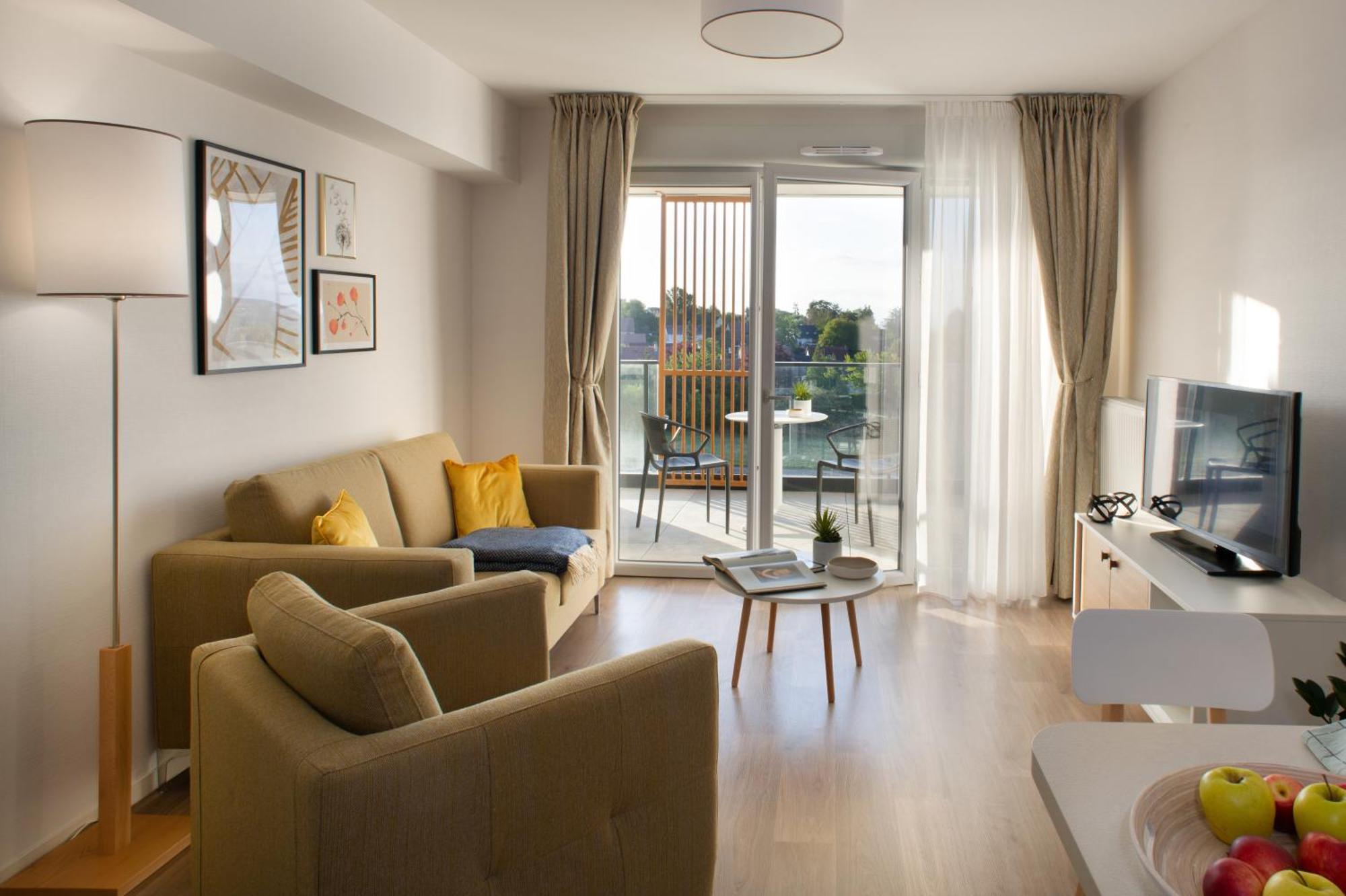 One-Bedroom Apartment