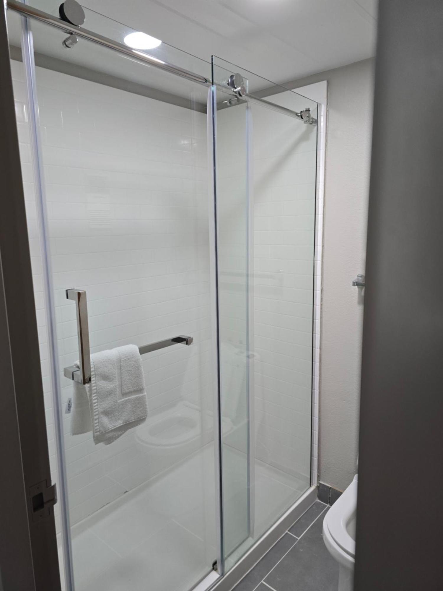 Double Room Two Double Beds Non-Smoking
