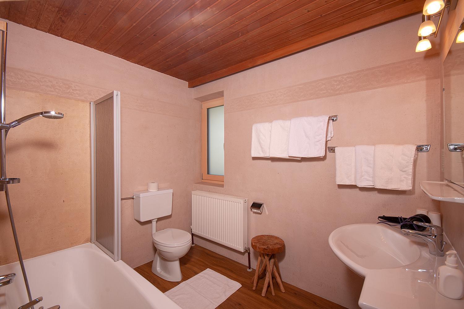 Triple Room Bathroom