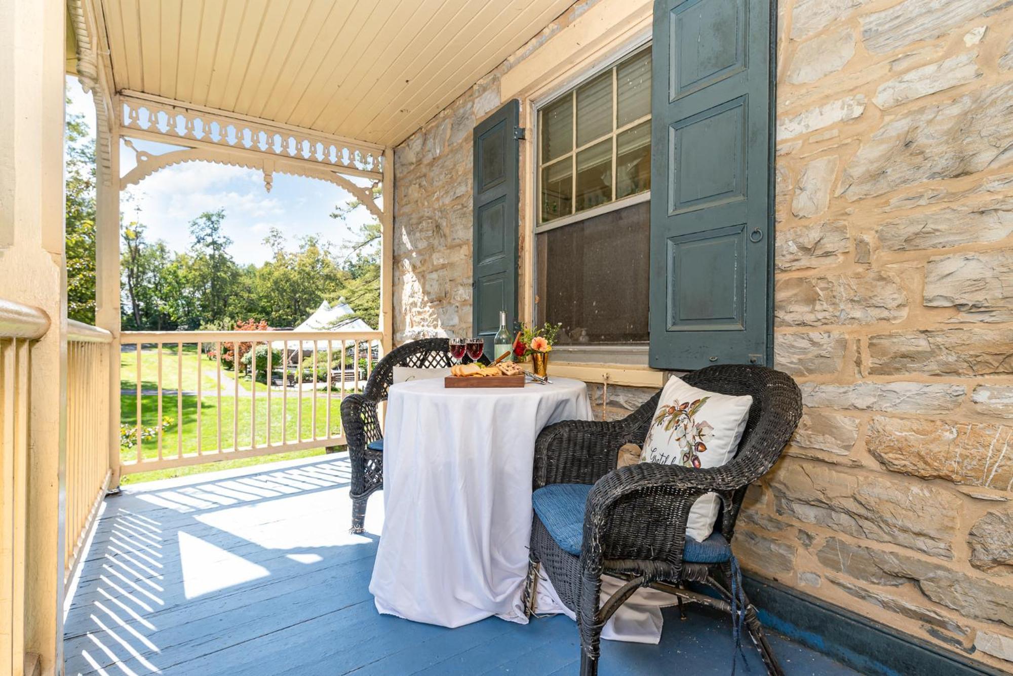 Deluxe Double or Twin Room with Balcony