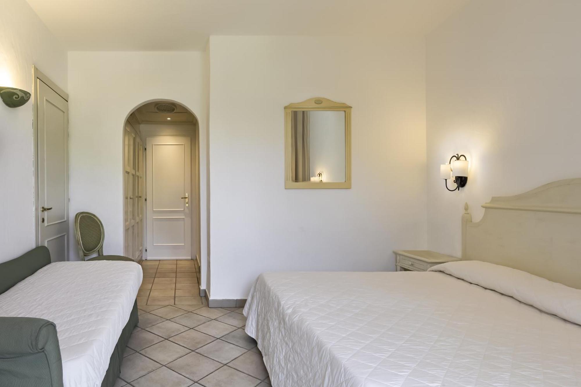 Comfort Triple Room