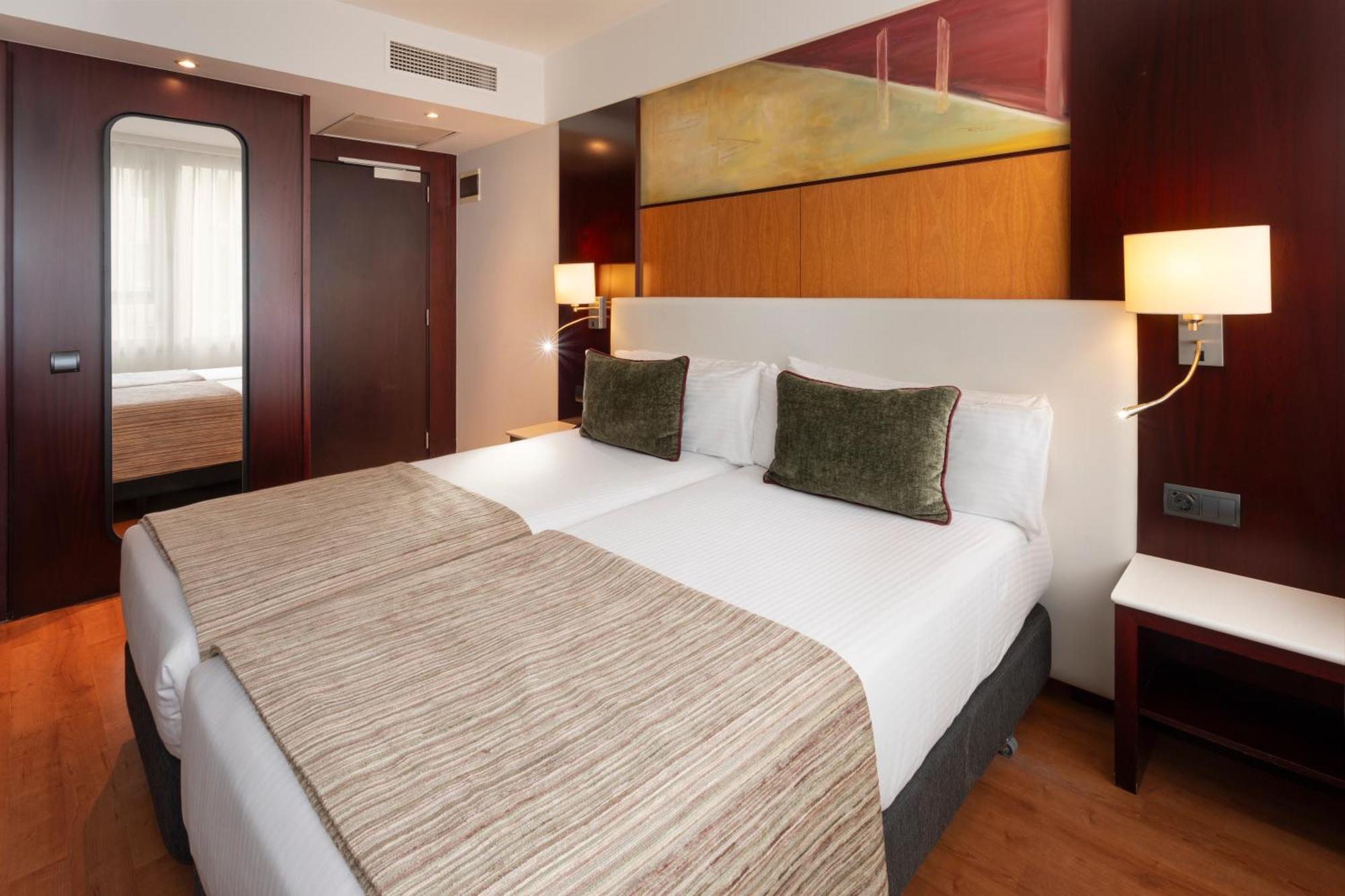 Premium Triple Room