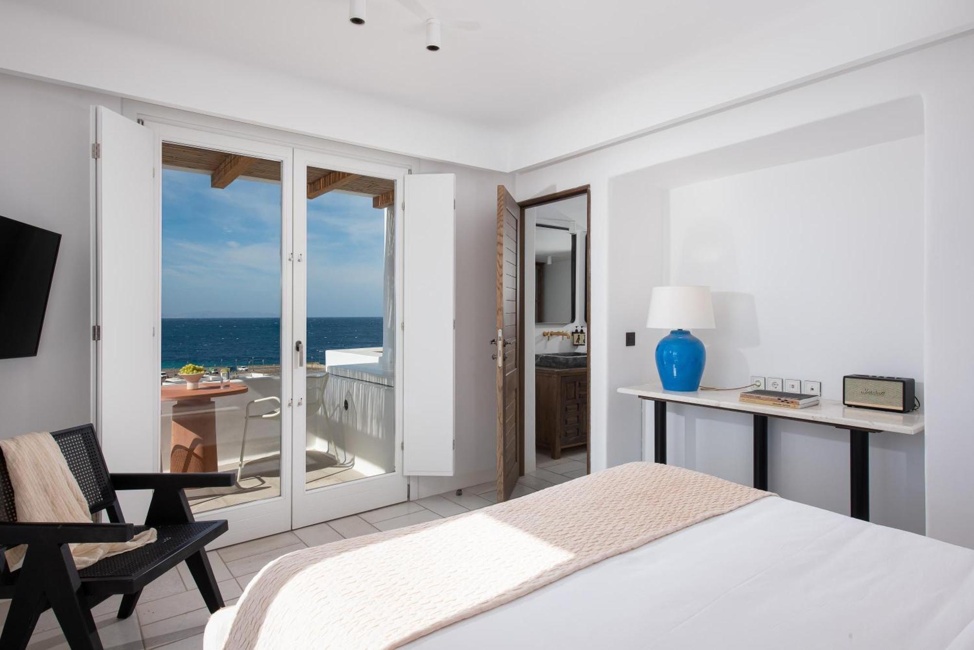 Premium Suite Outdoor Jet Tub Sea View