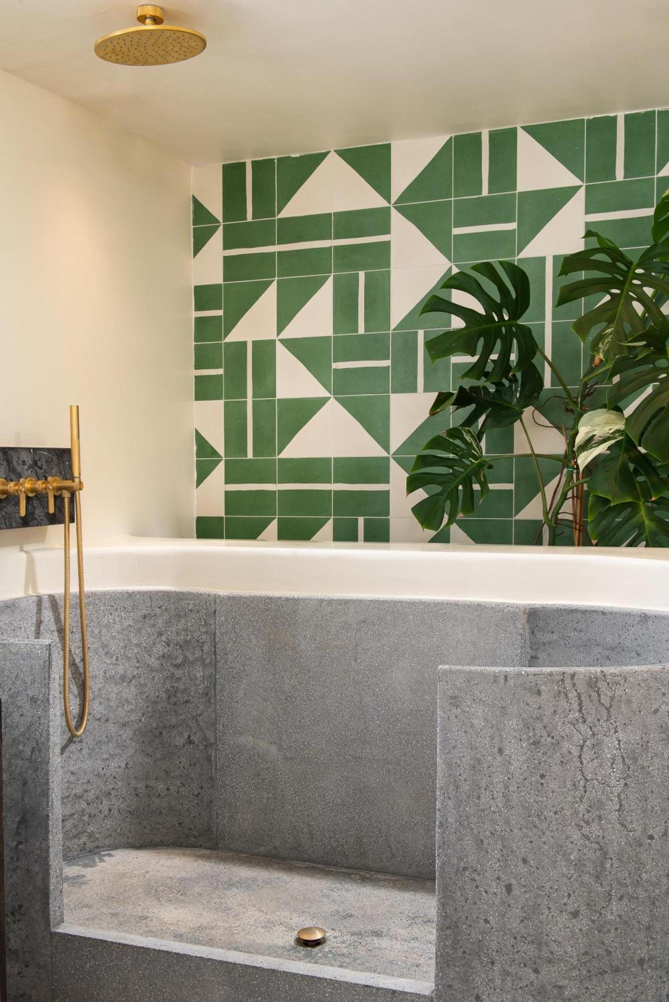 Premium Suite Outdoor Jet Tub Sea View