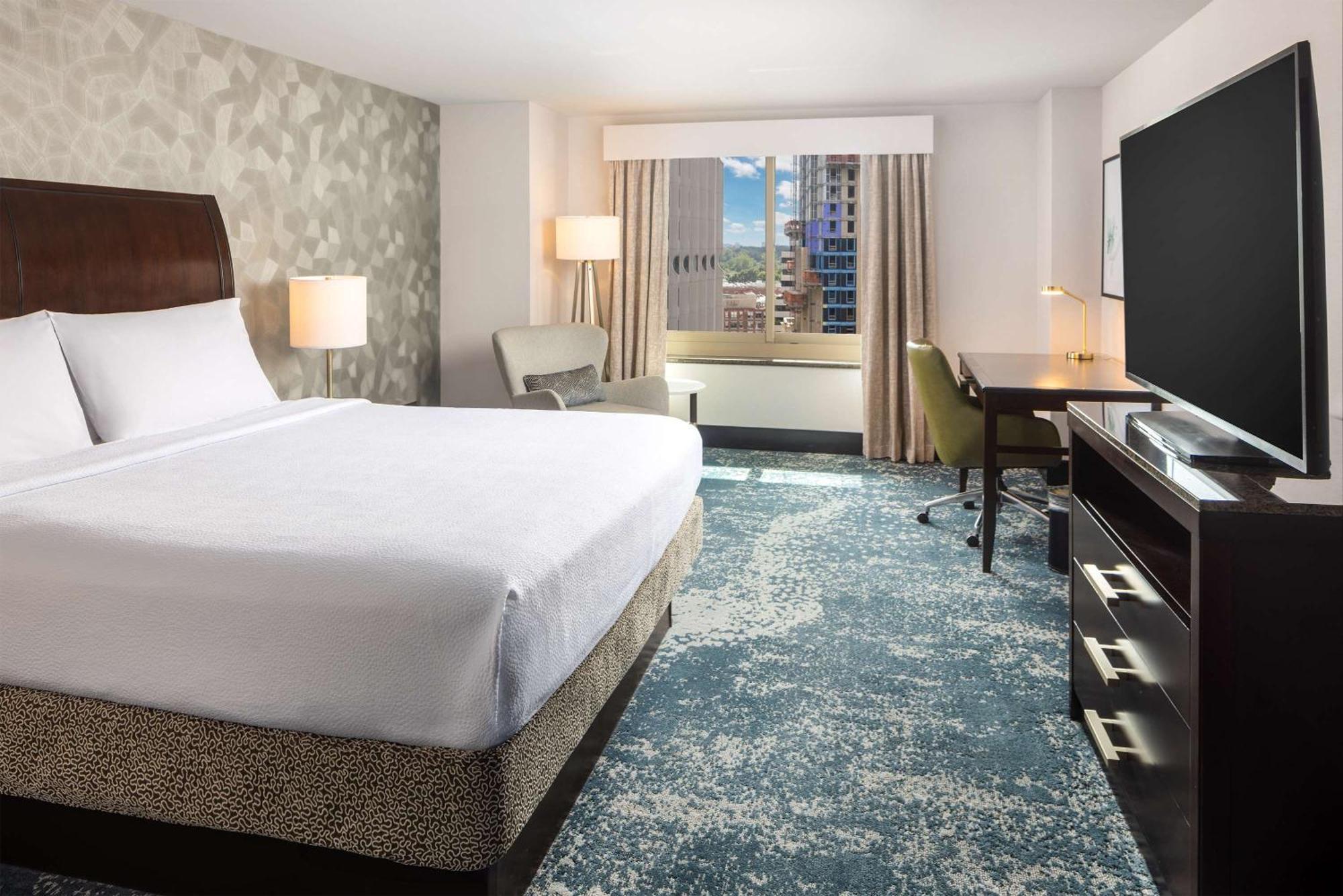 Premium King Room