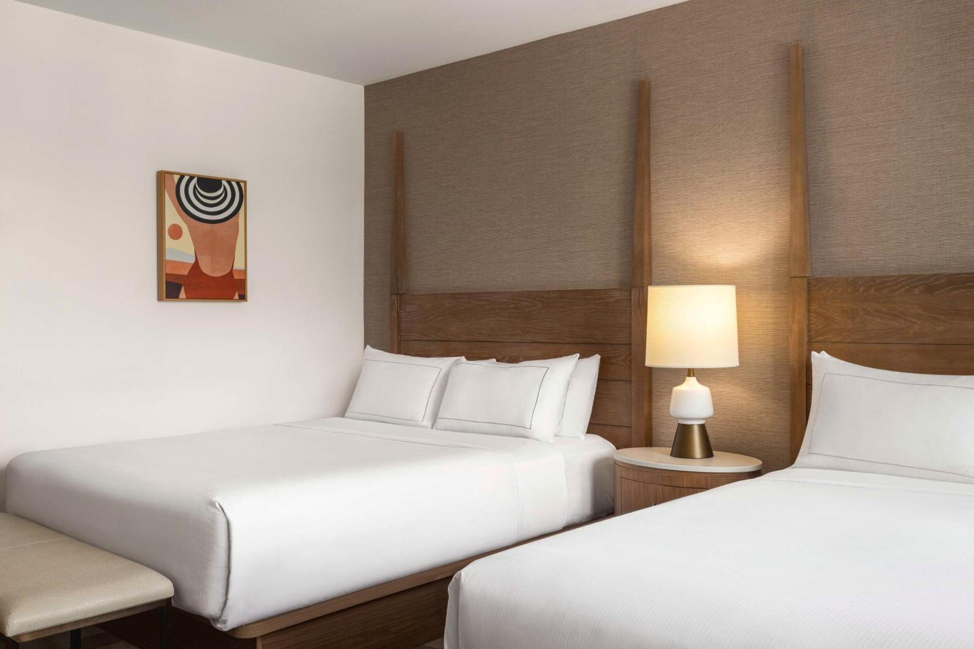 Queen Room Two Queen Beds Roll Shower Disability Access