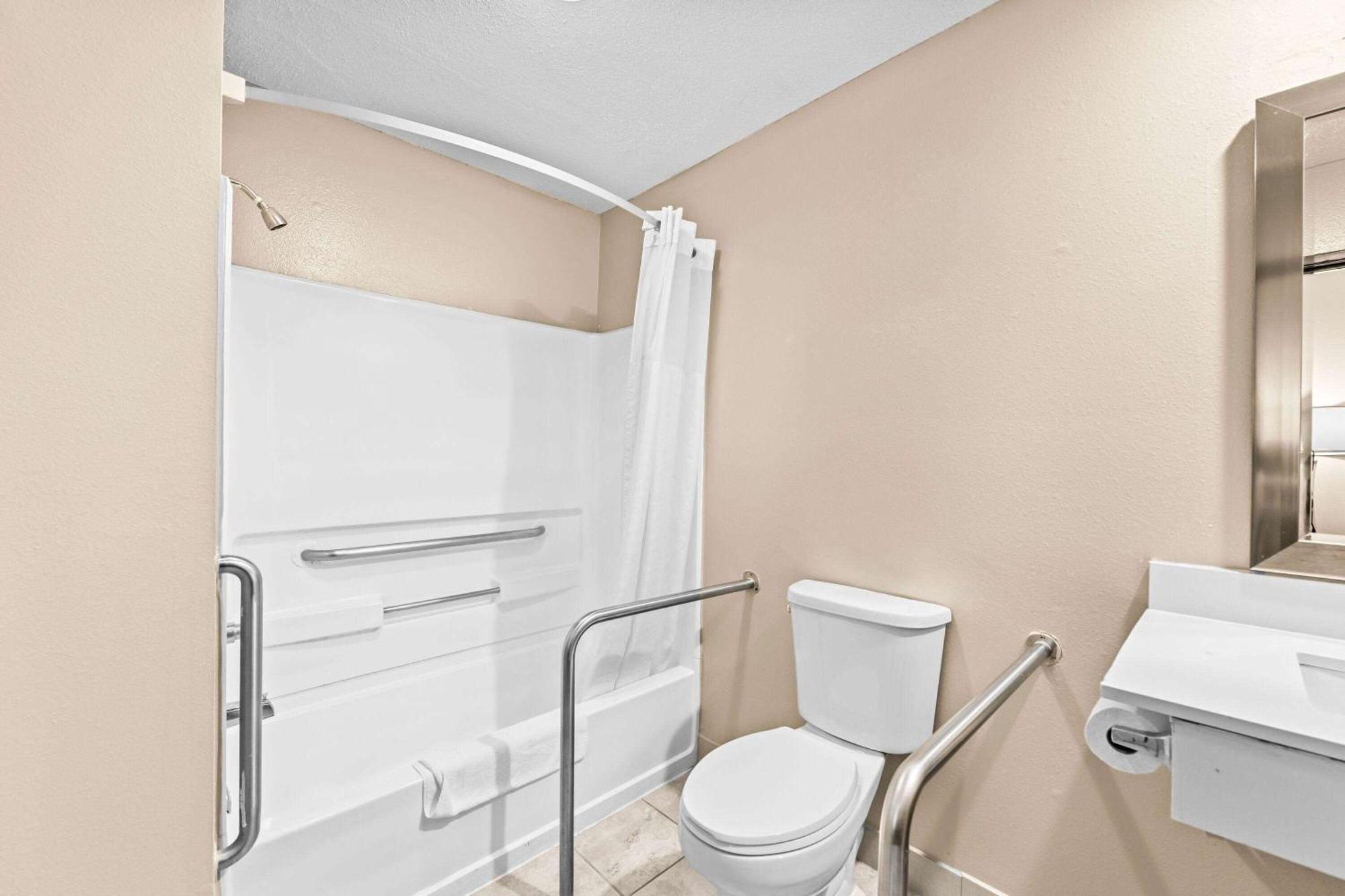 Double Room - Mobility Access/Non-Smoking
