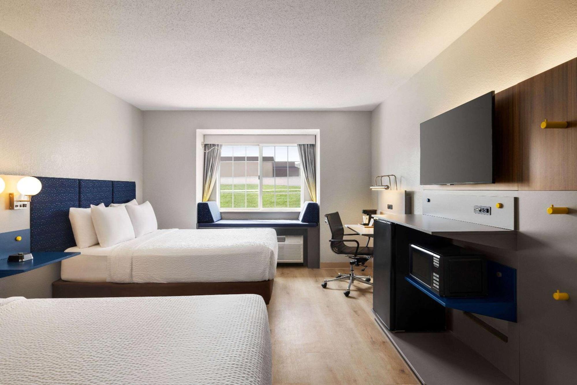 Queen Room Two Queen Beds Disability Access or Non-Smoking