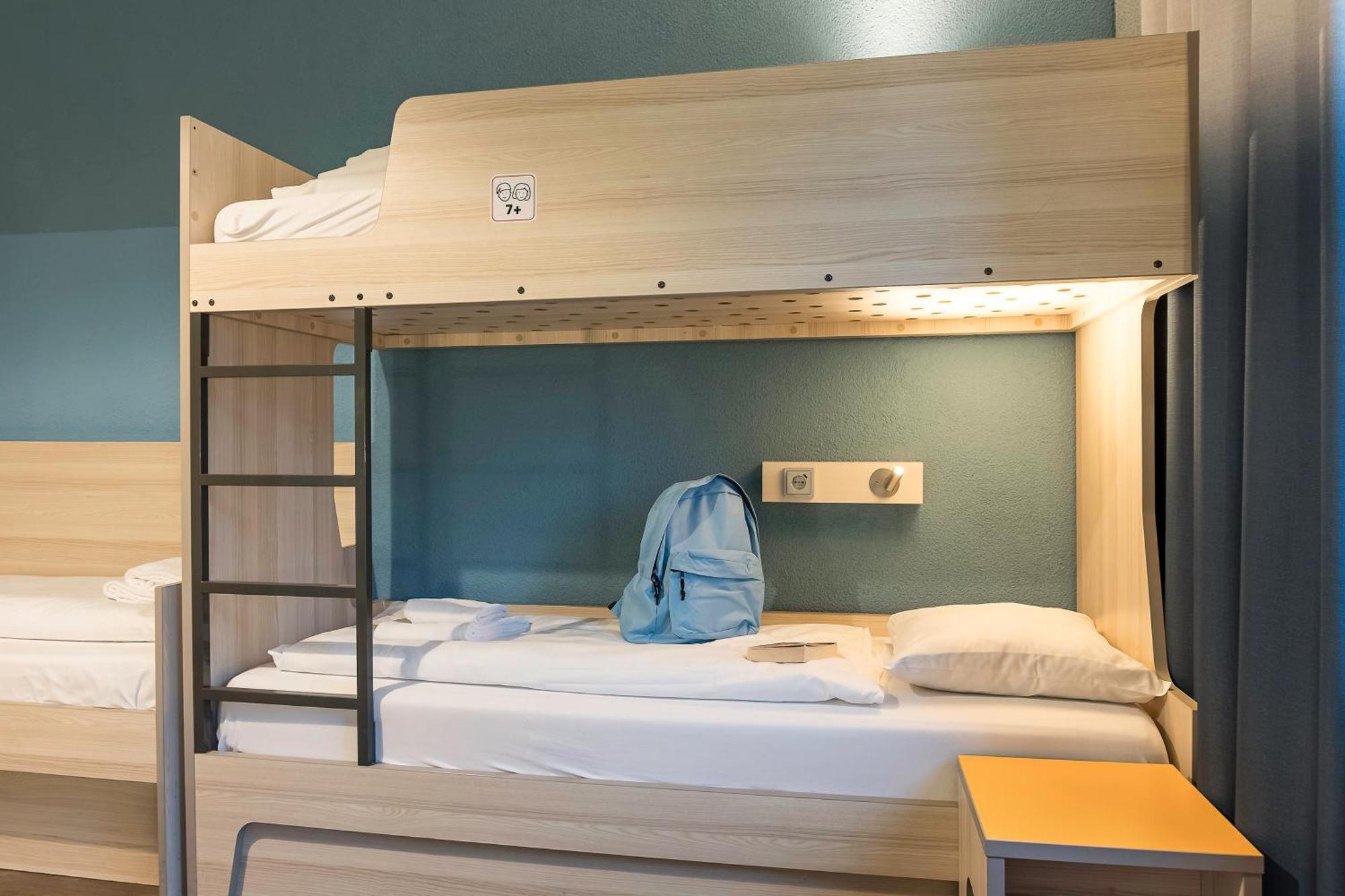 5-Bed Room,1622874394:JPEG