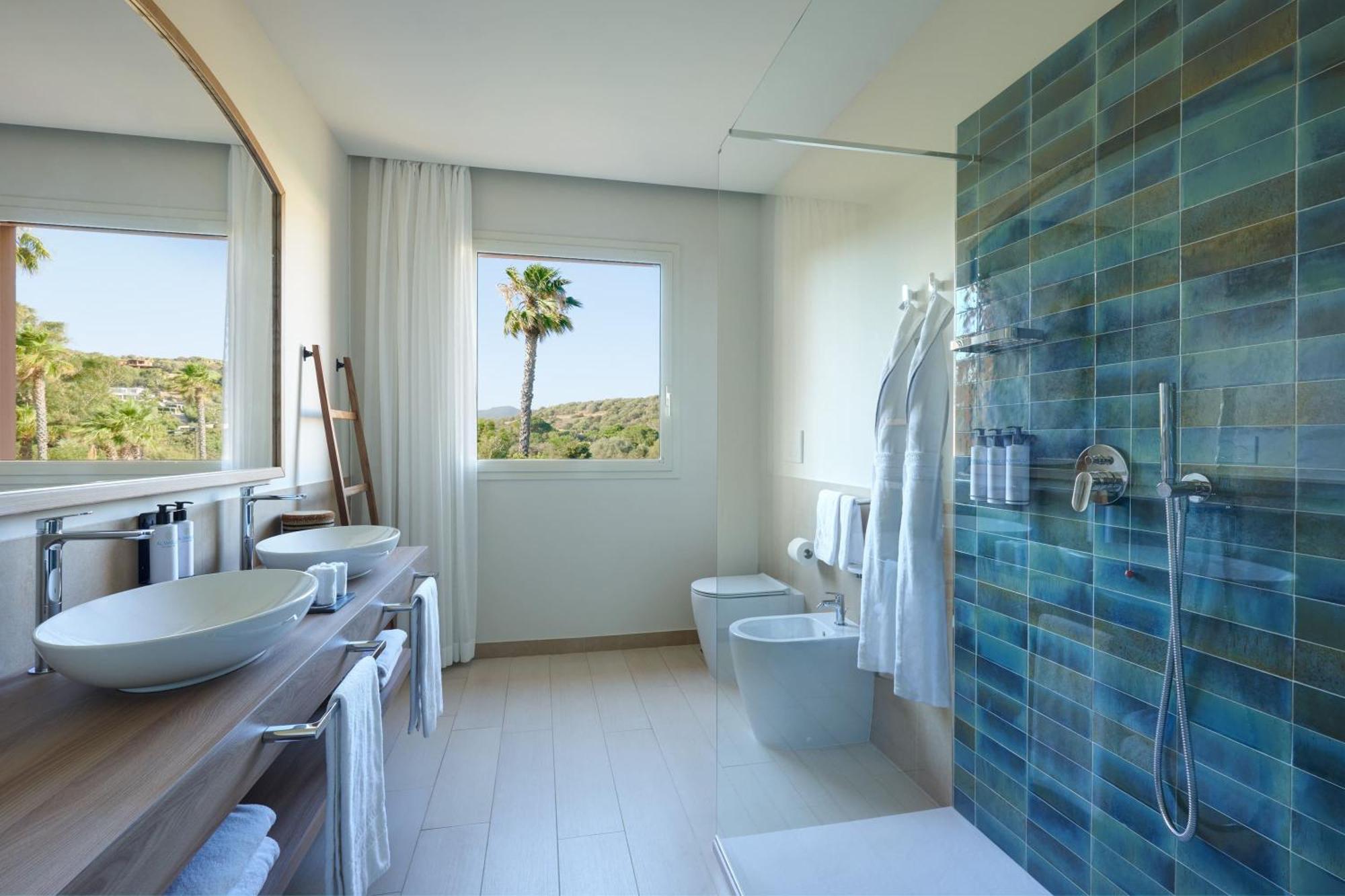 Deluxe Triple Room Garden View