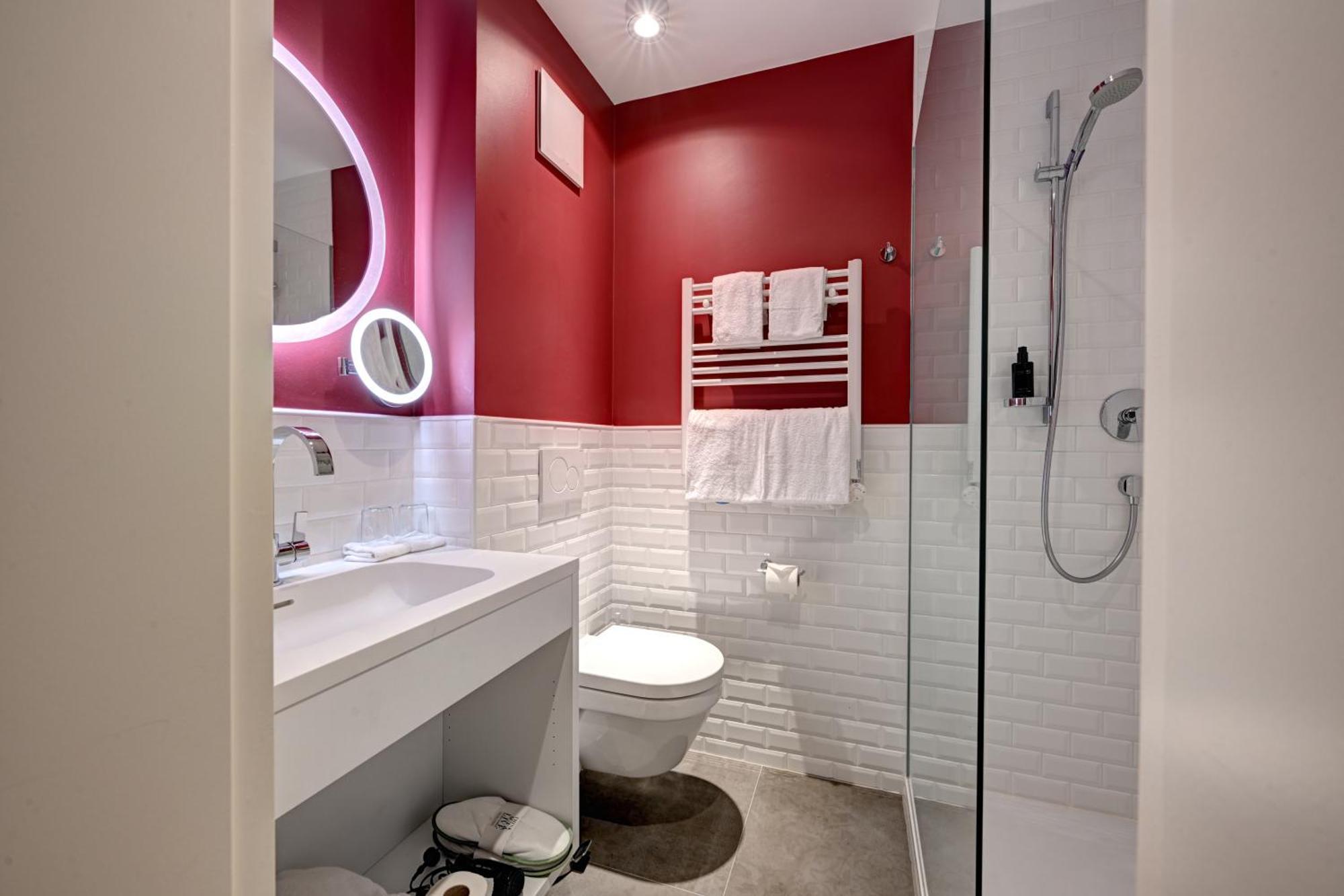 Basic Triple Room