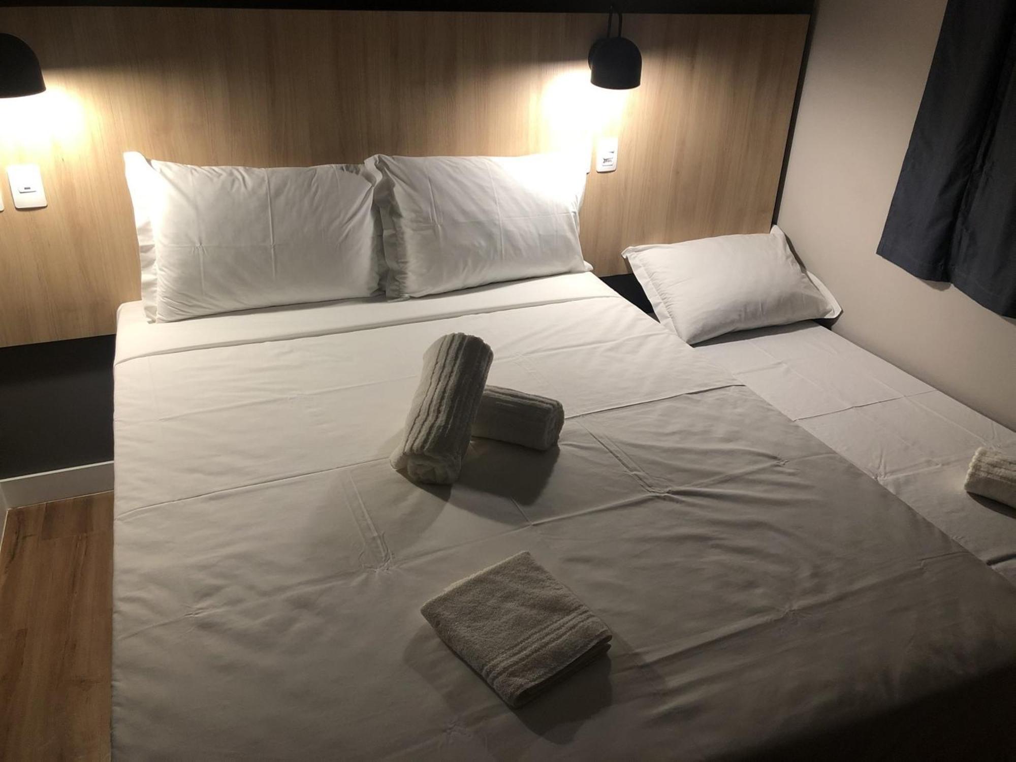 Quarto Deluxe (2 Adultos + 1 Criança)