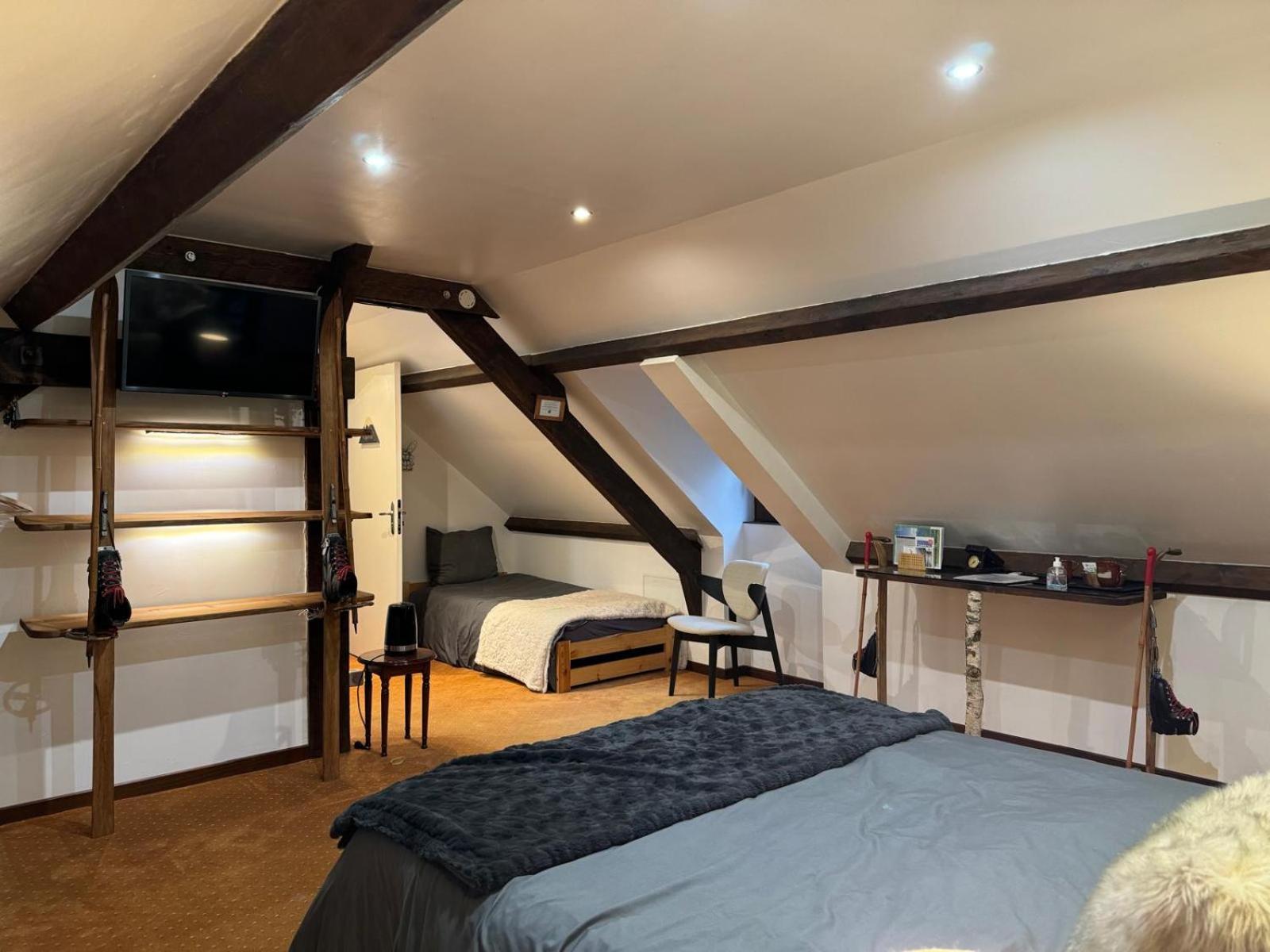 Triple Room,1743530390:JPEG