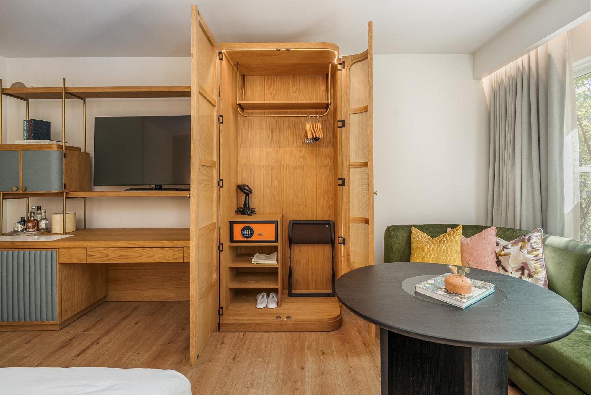 Standard King Room ADA