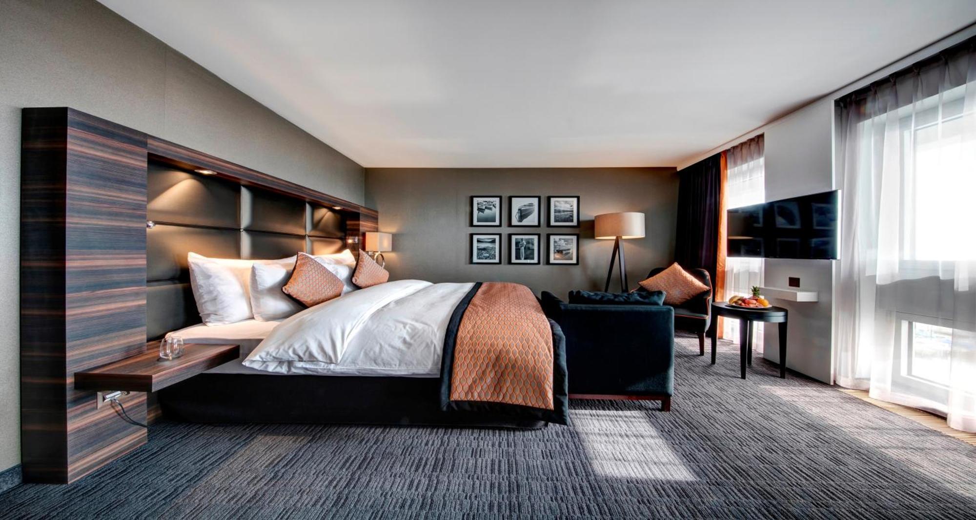 Superior Double Room City View