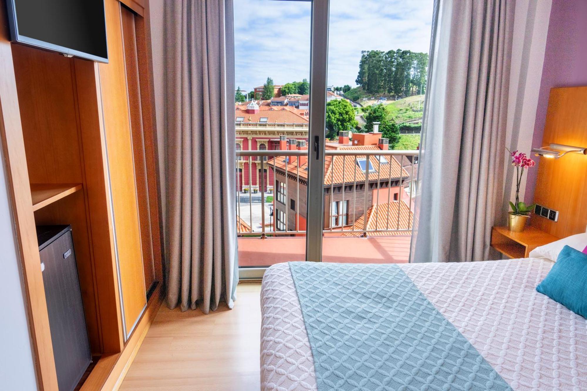 1 Single Bed Superior Room City View