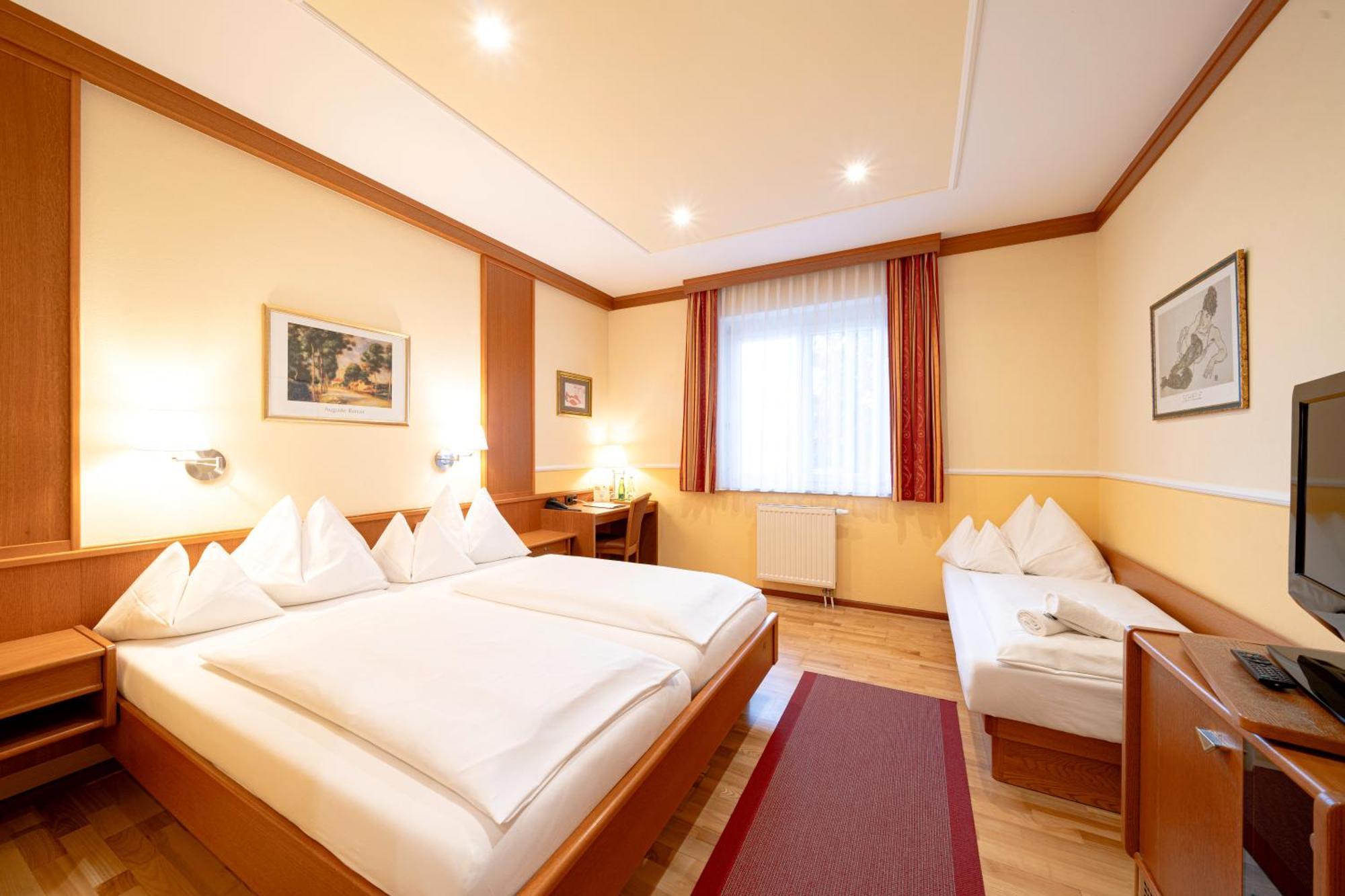 Dreibettzimmer
