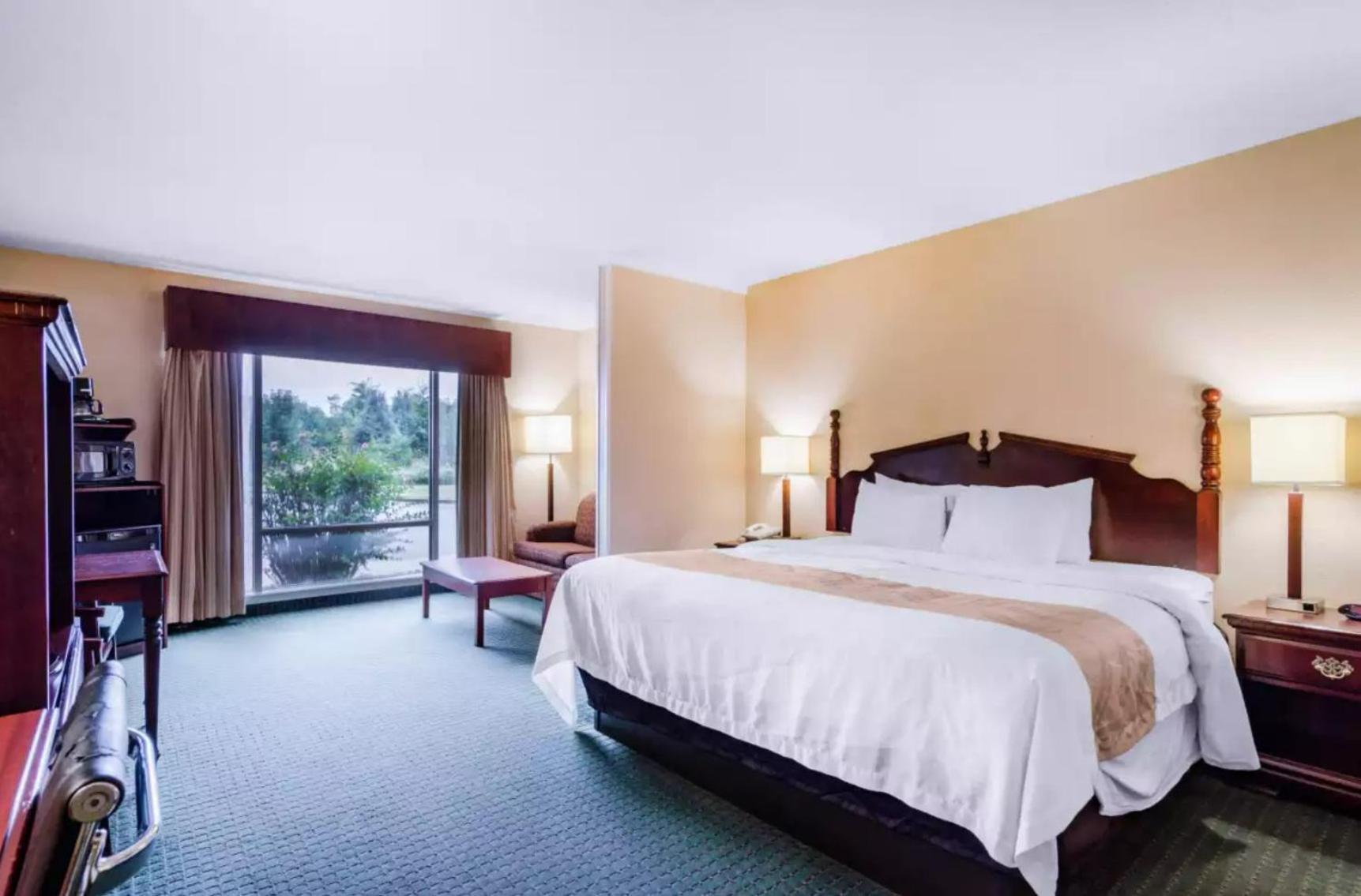 Superior King Room