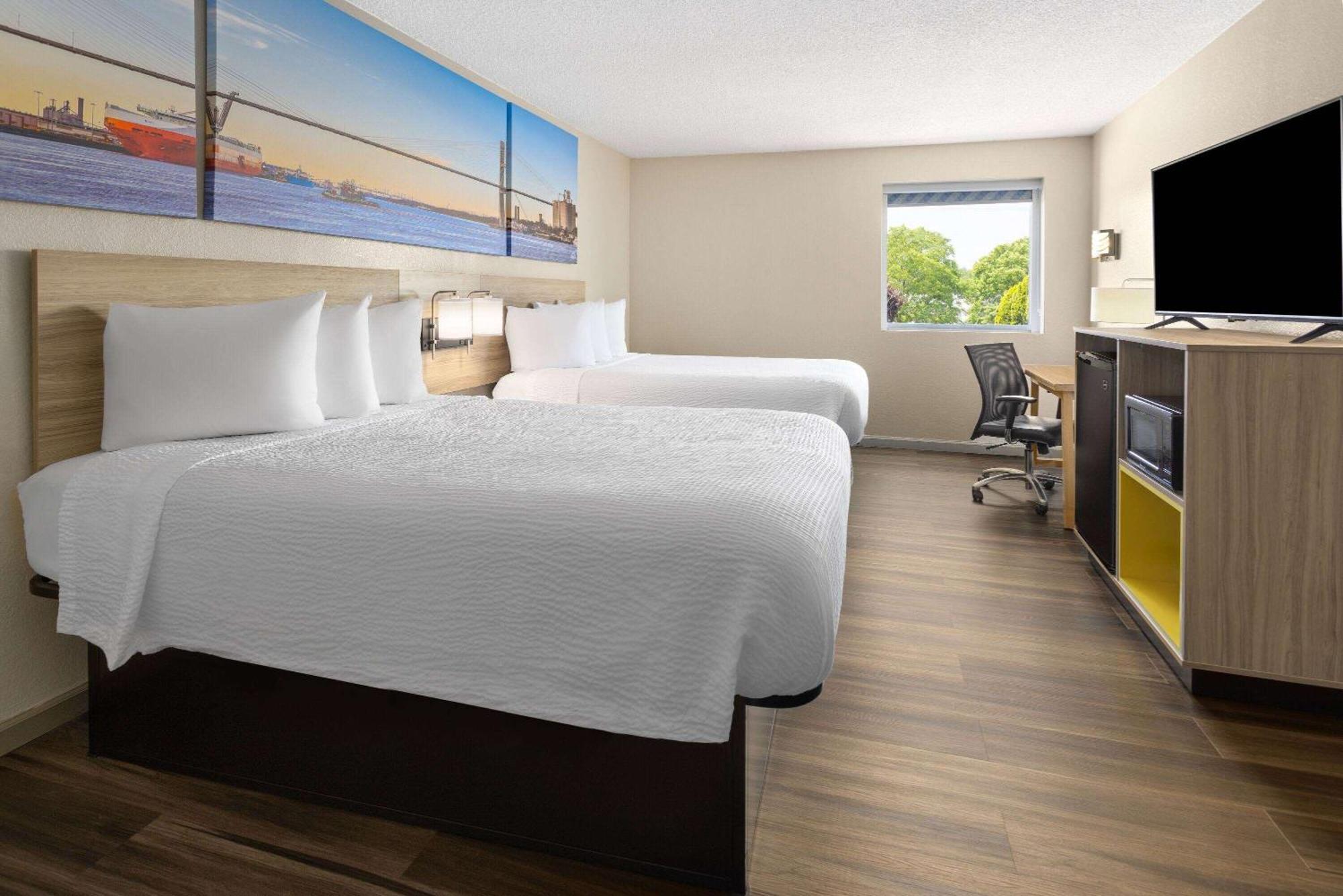 Double Room with Two Double Beds - Non-Smoking