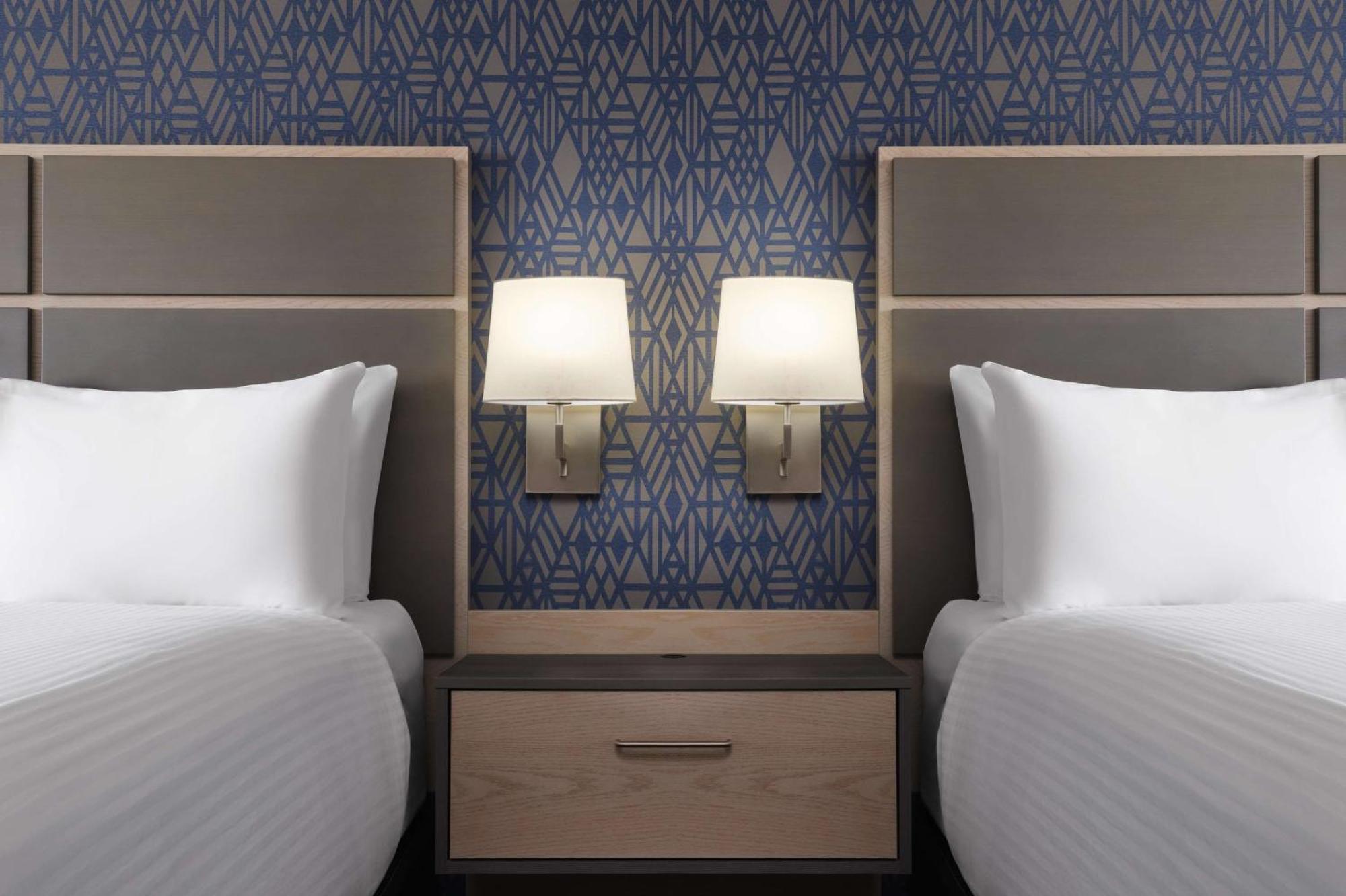 Queen Room Two Queen Beds