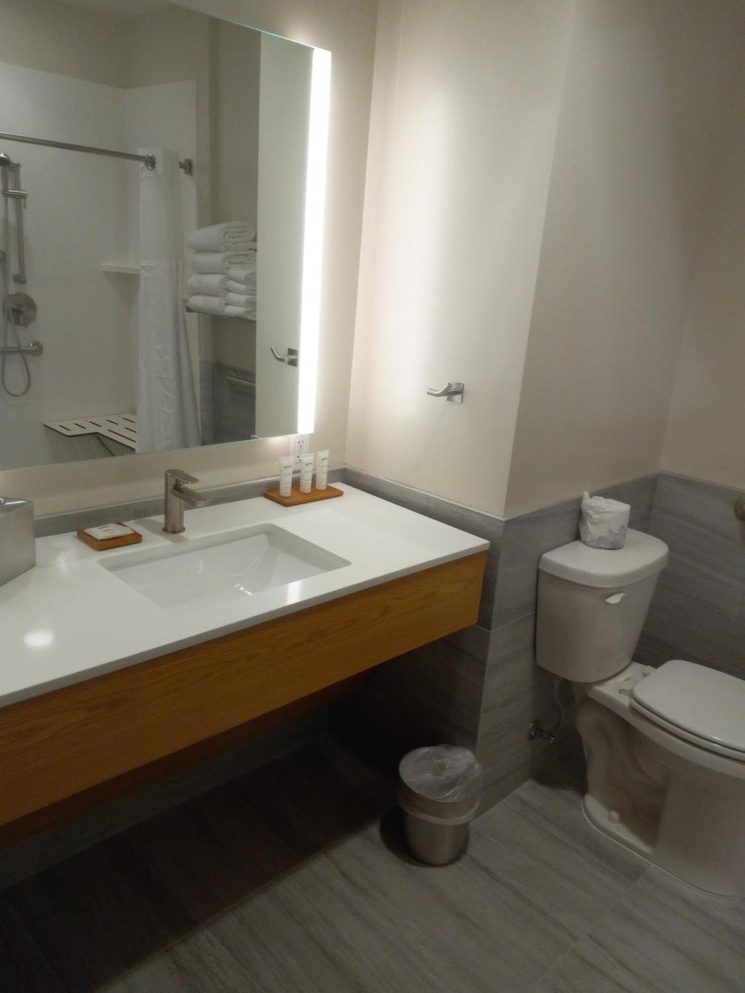 Queen Room Two Queen Beds Roll Shower Disability Access or Non-Smoking