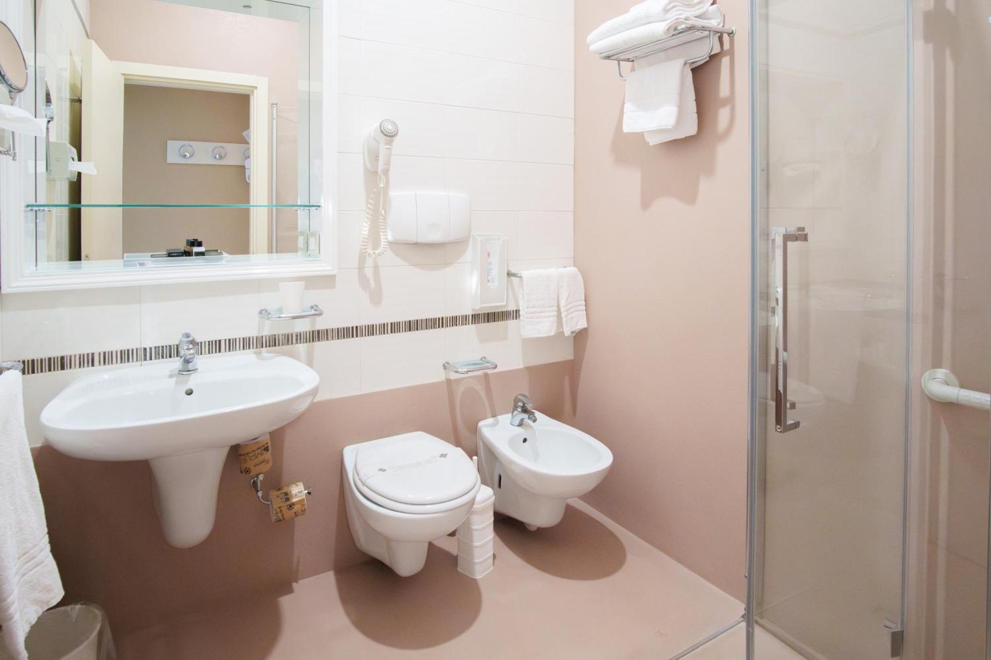 Comfort Double or Twin Room