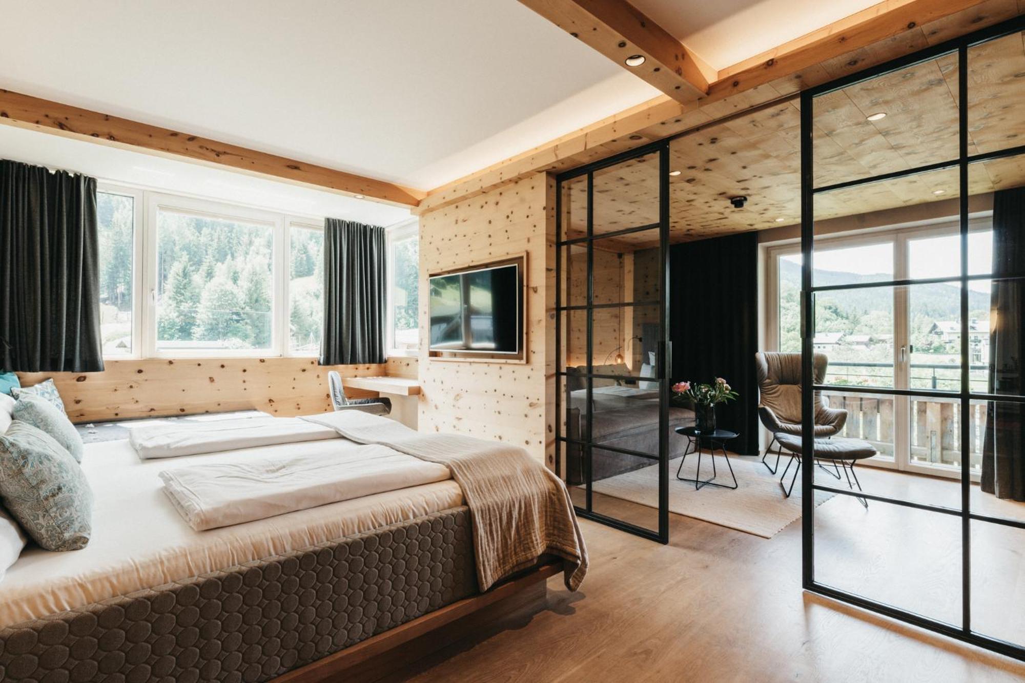 Executive Suite mit Balkon
