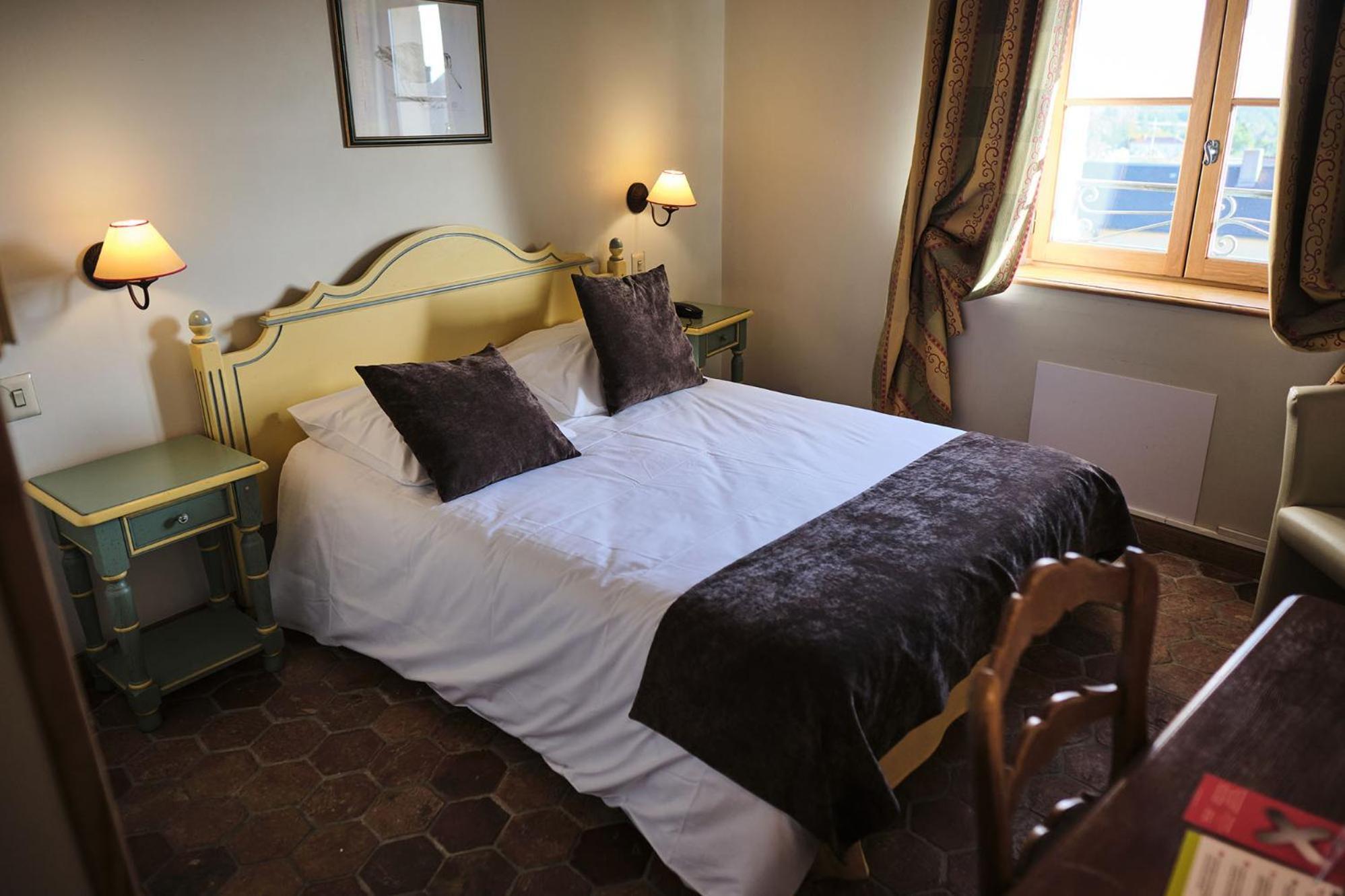 Classic Double Room