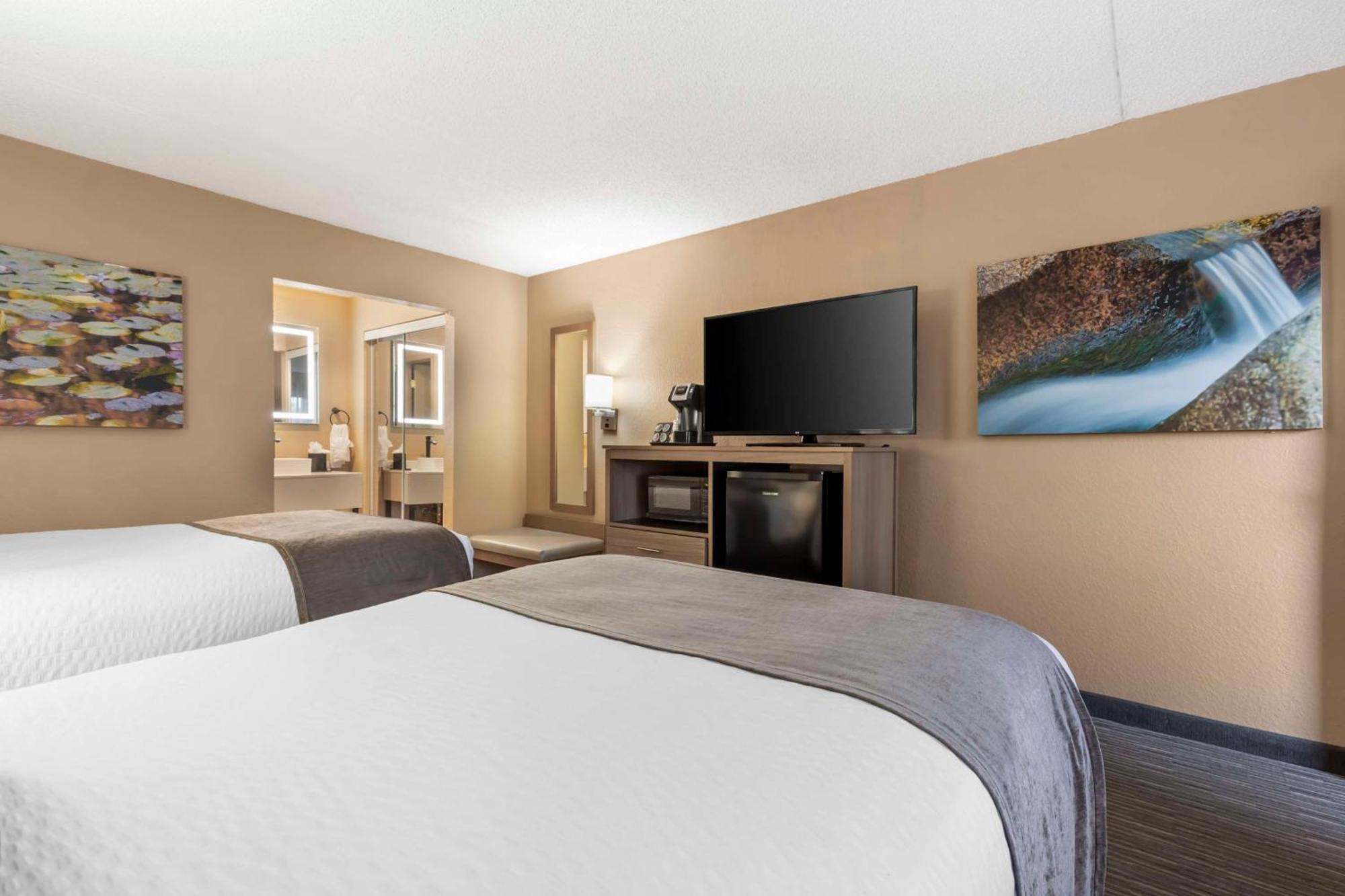 Double Room with Two Double Beds - Non-Smoking