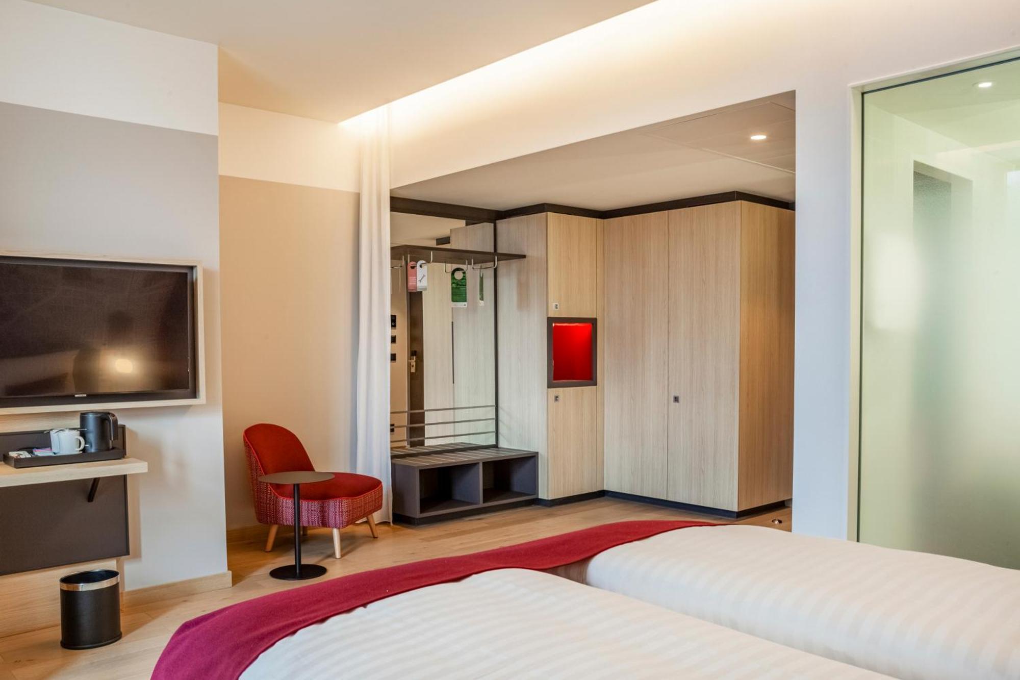Superior Queen Room