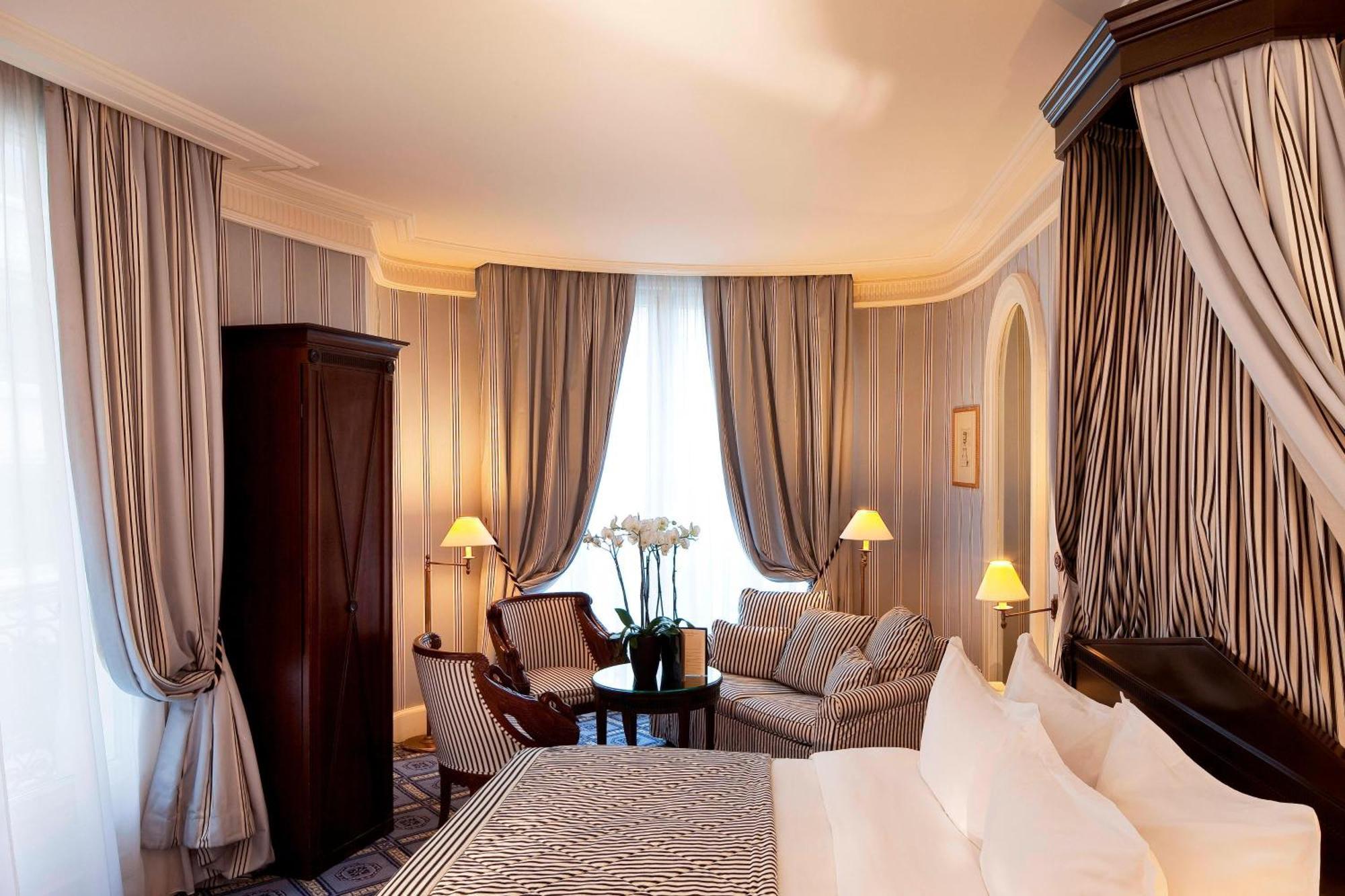 Junior Twin Suite