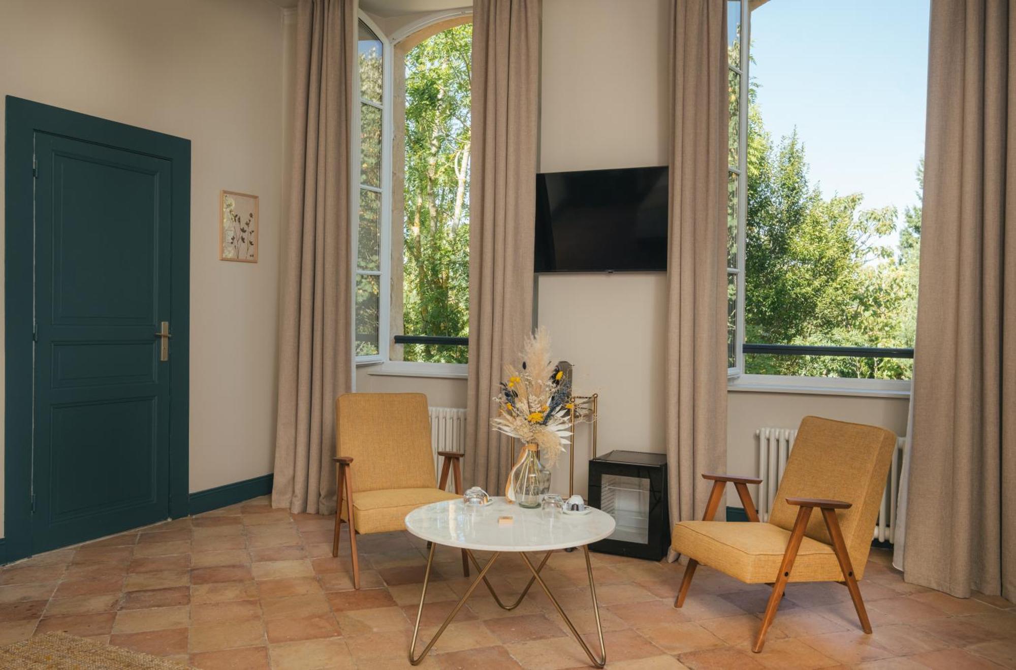 Superior Deluxe Double or Twin Room