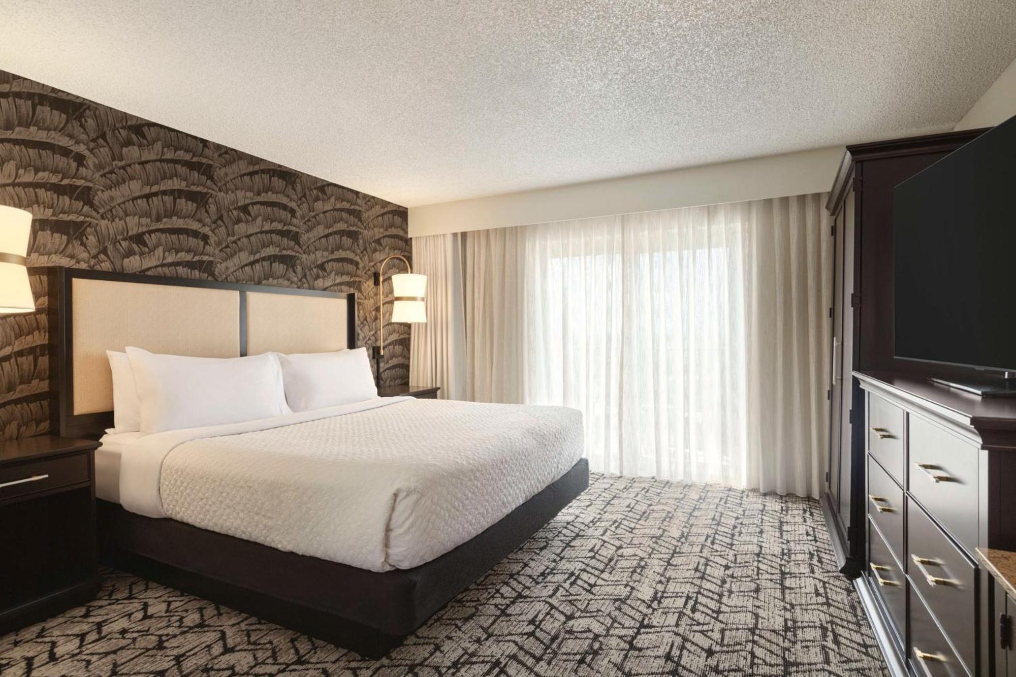 Two-Room King Suite Non-Smoking