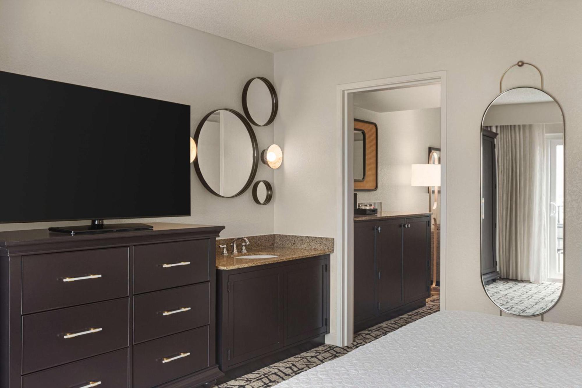 Two-Room King Suite Non-Smoking