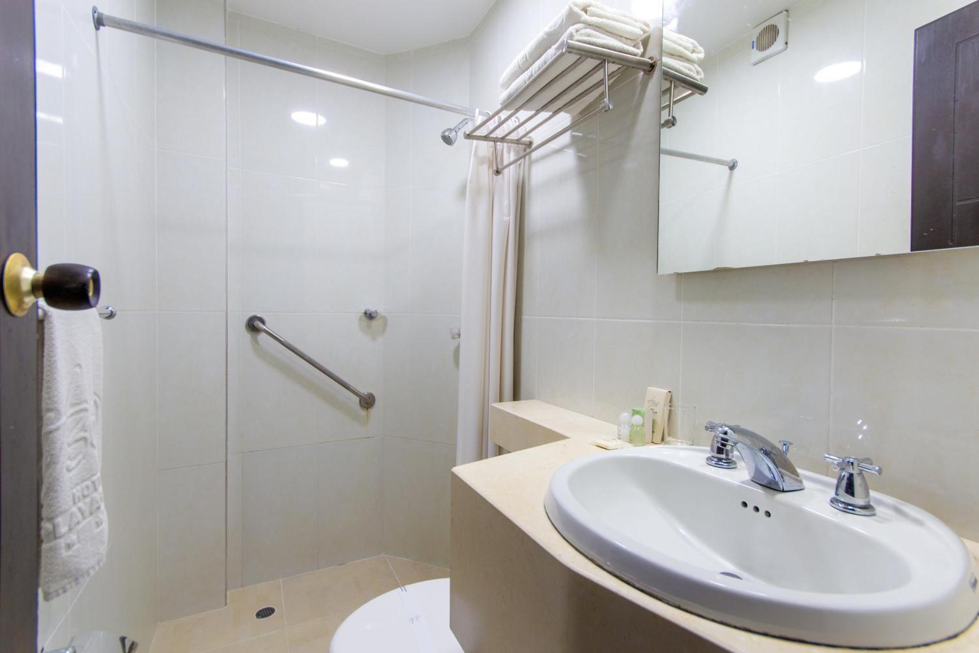 Junior Suite,1697886926:JPEG