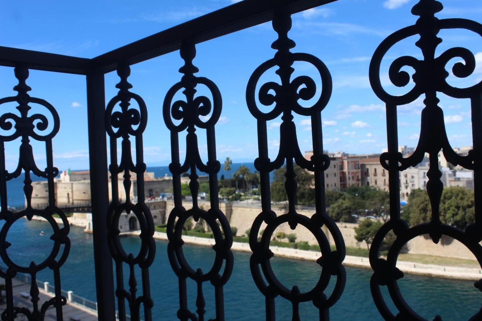 Double Room Sea View Split Level