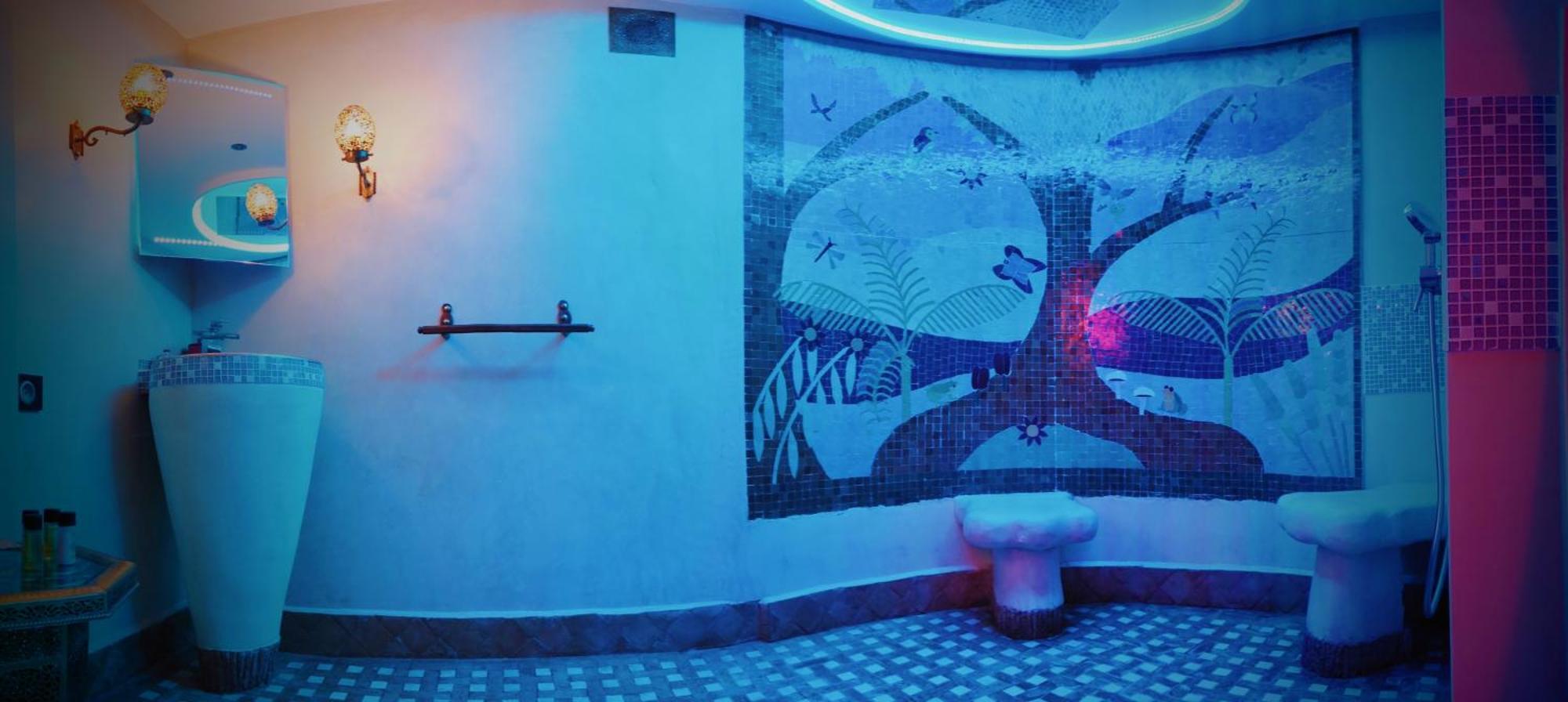 Deluxe King Suite