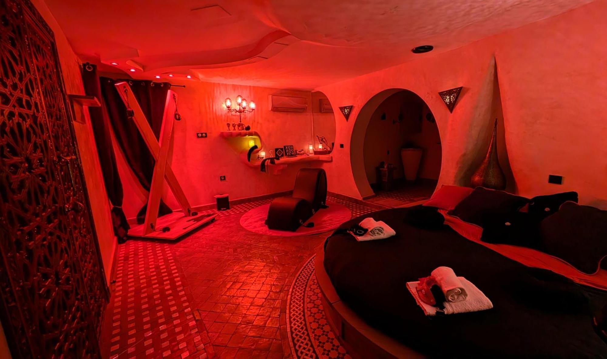 Deluxe King Suite