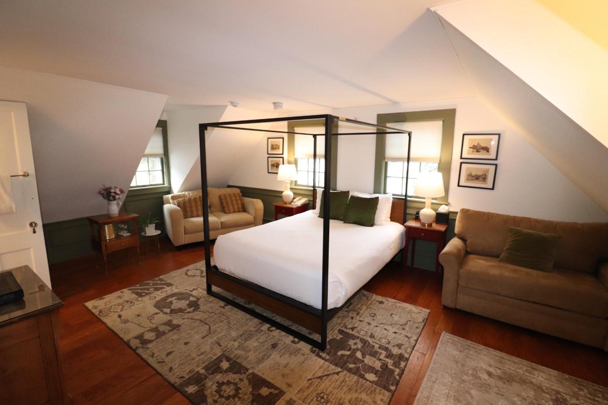 Queen Room Twin Sofa Bed