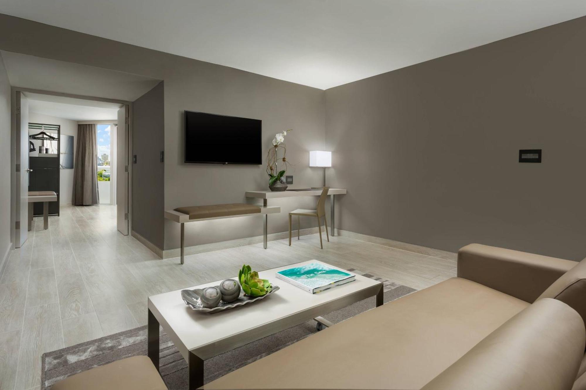 One-Bedroom King Suite Balcony